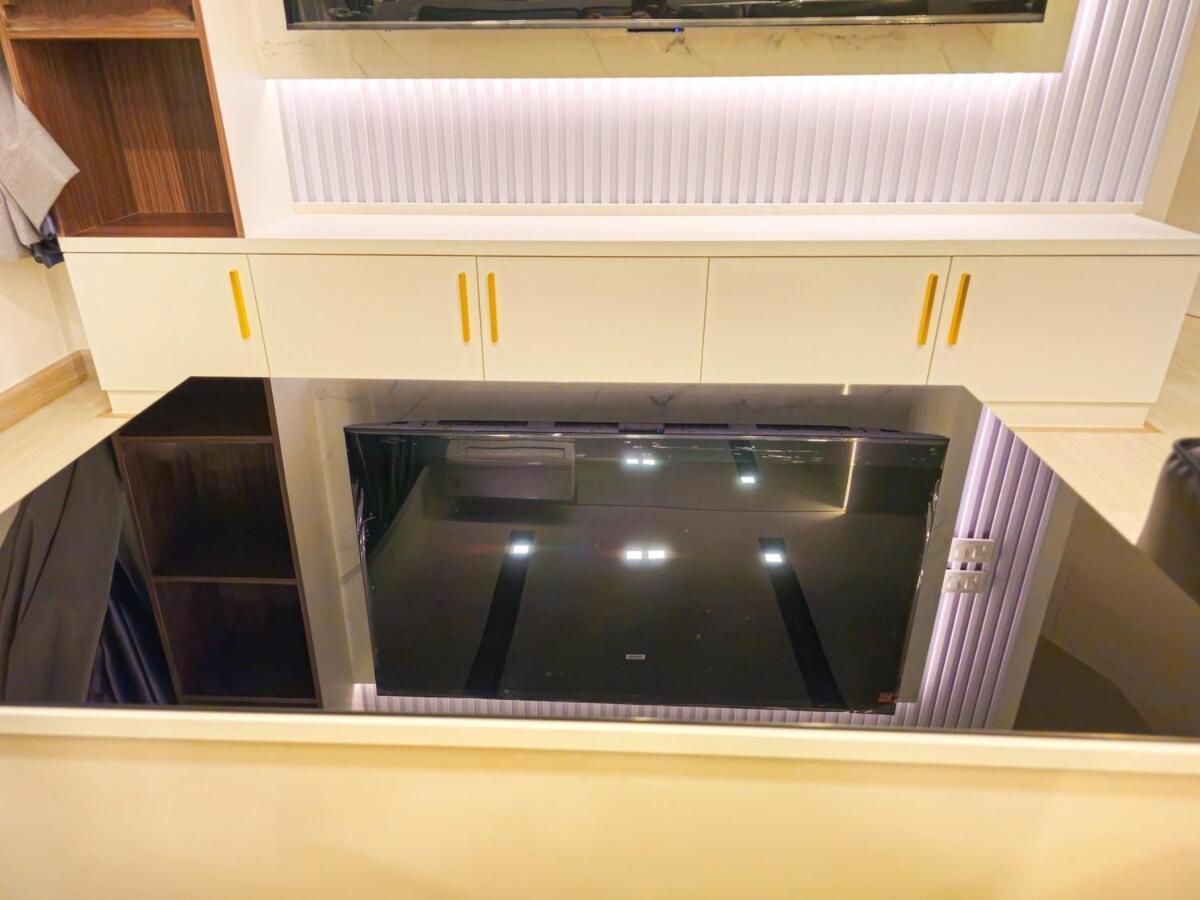 Apartment Amazing Pool View In Wifi Netflix *