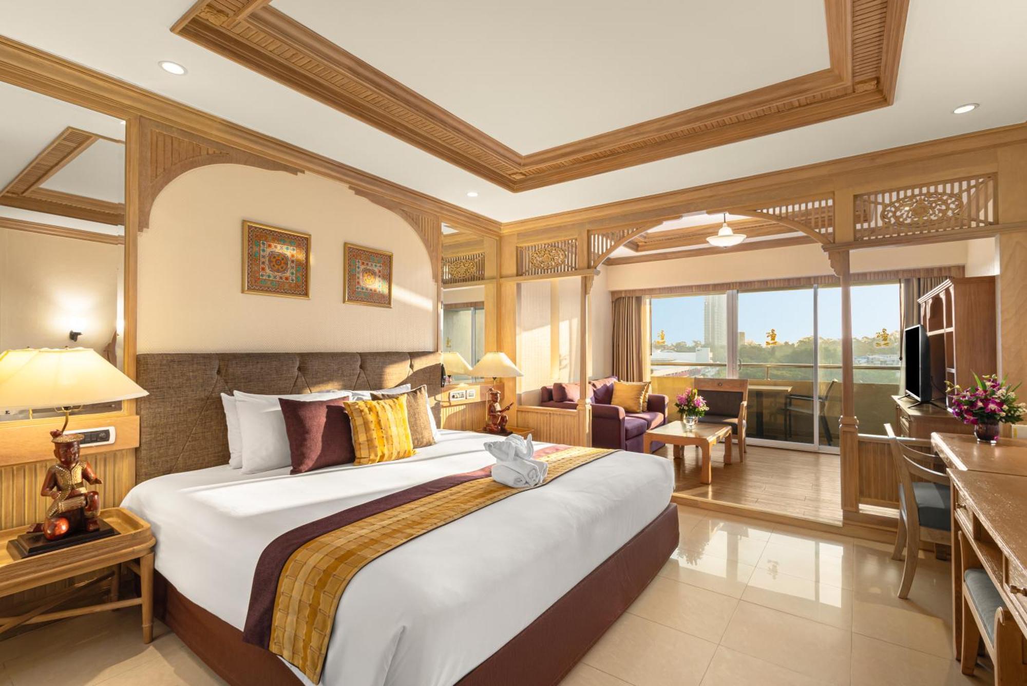Royal Cliff