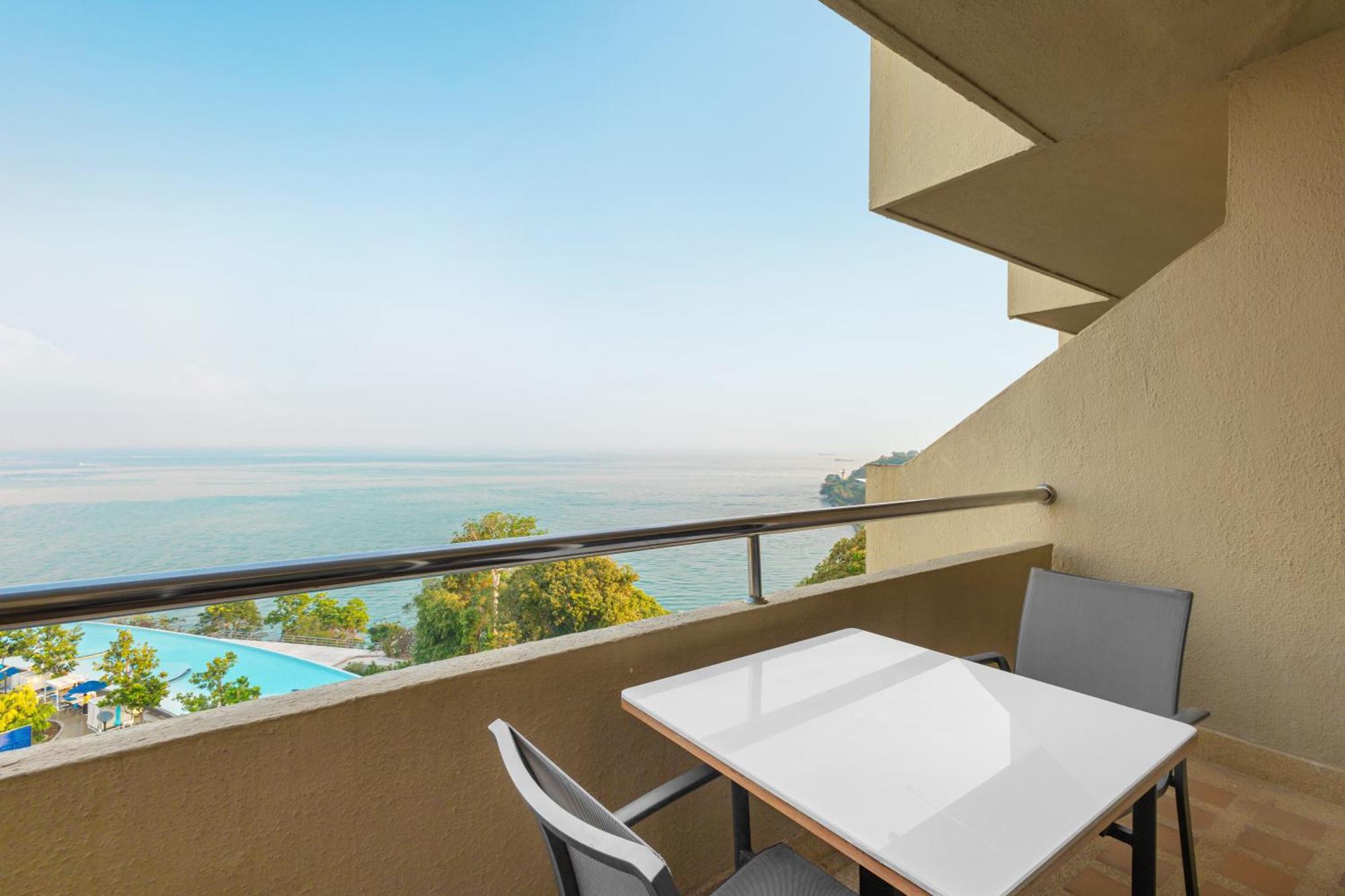 Hotel Royal Cliff