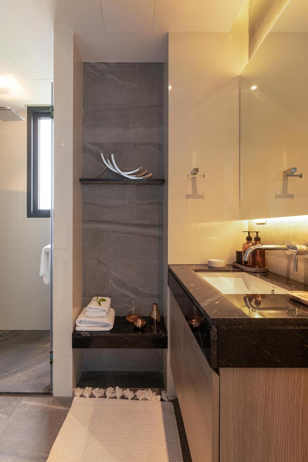 Apartment Exclusive High Floor 2 Bed Sea View Luxury