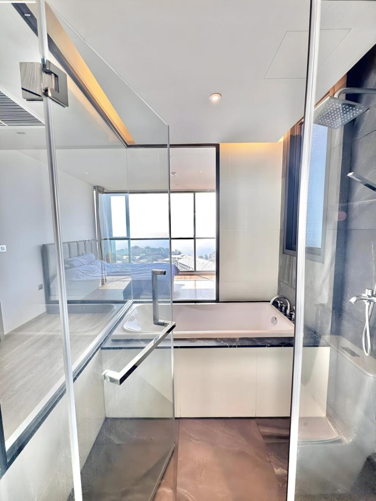 Apartment Luxury 80sqm Beachfront 2 Bedroom With Views *