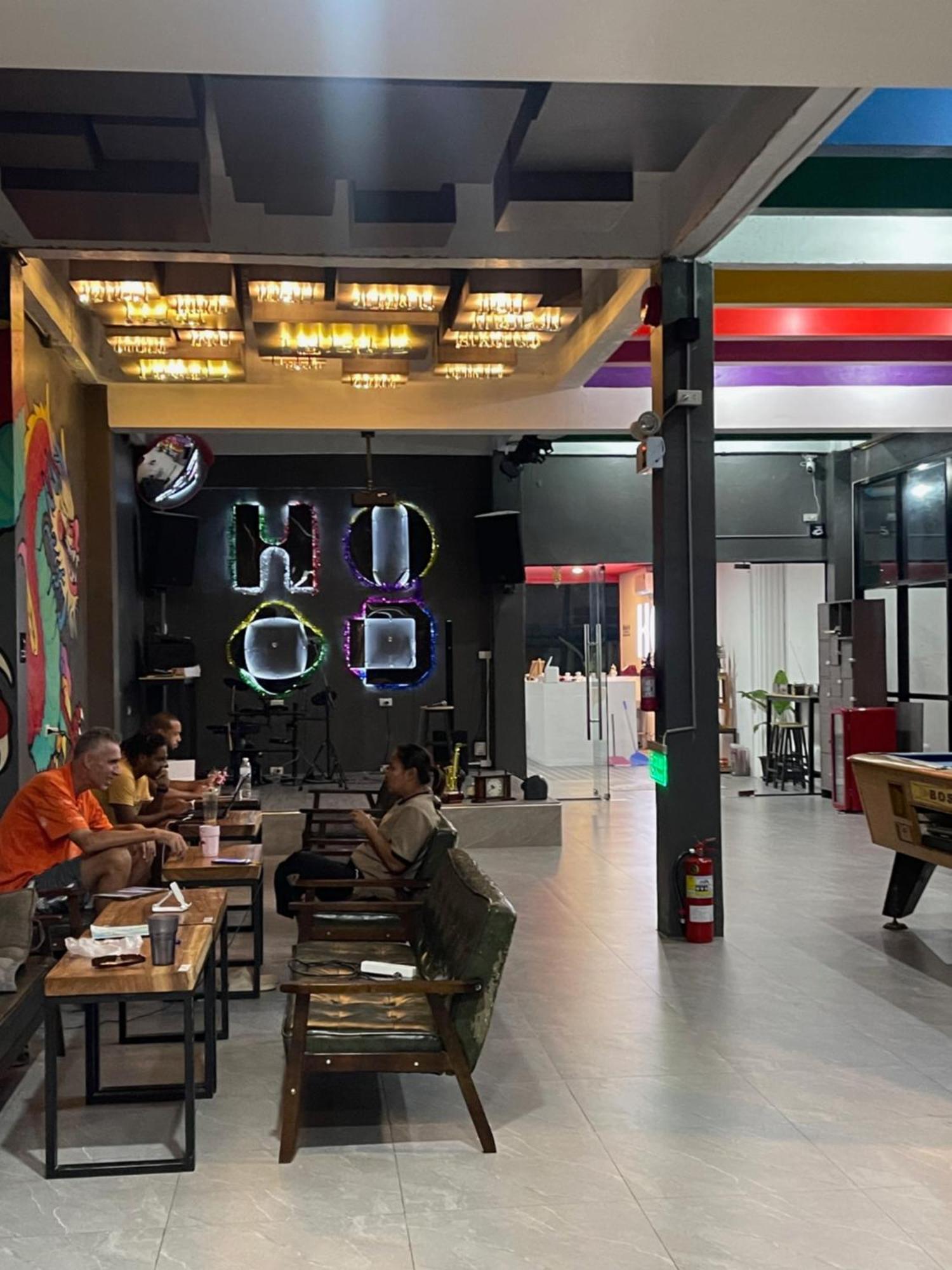 Hood Apartment Pattaya