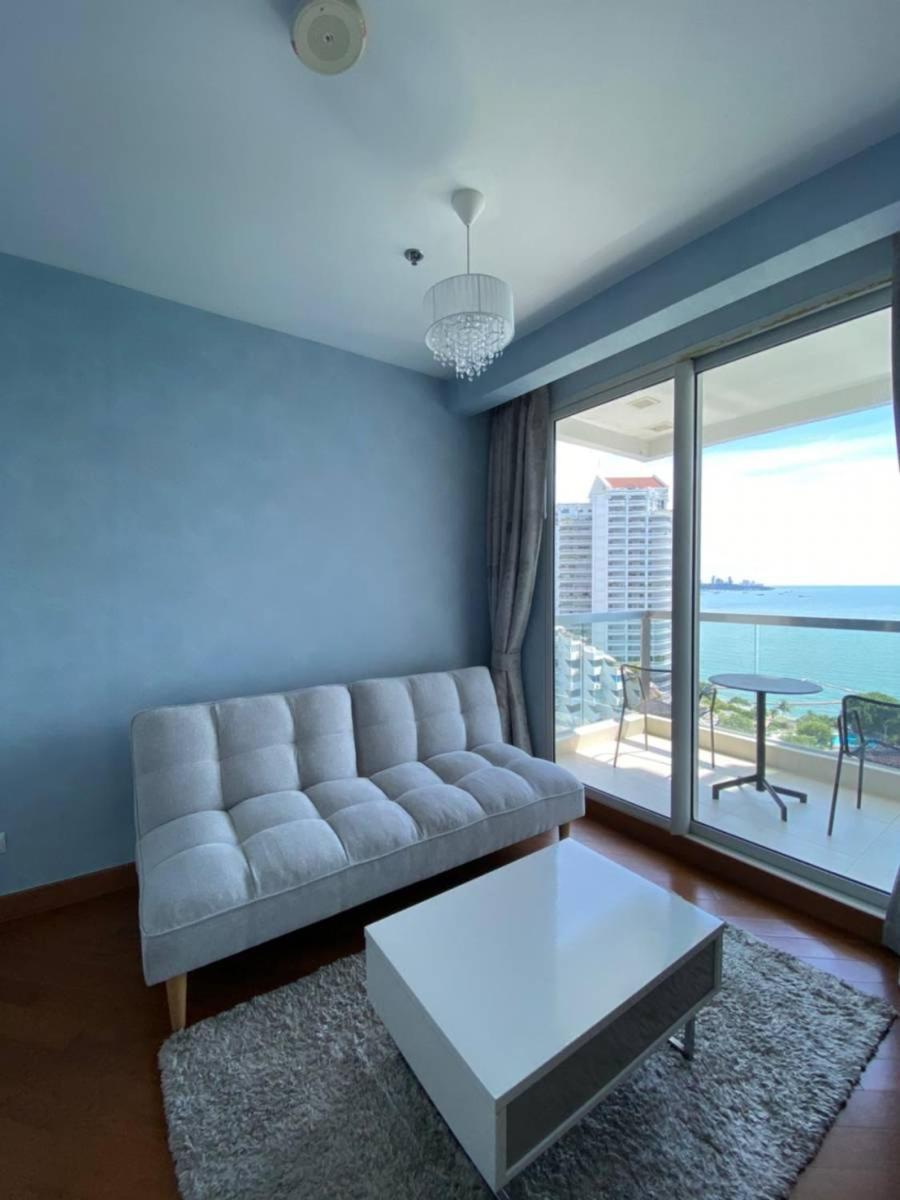 Apartment The Palm Wongamat X Monthstayz Thailand