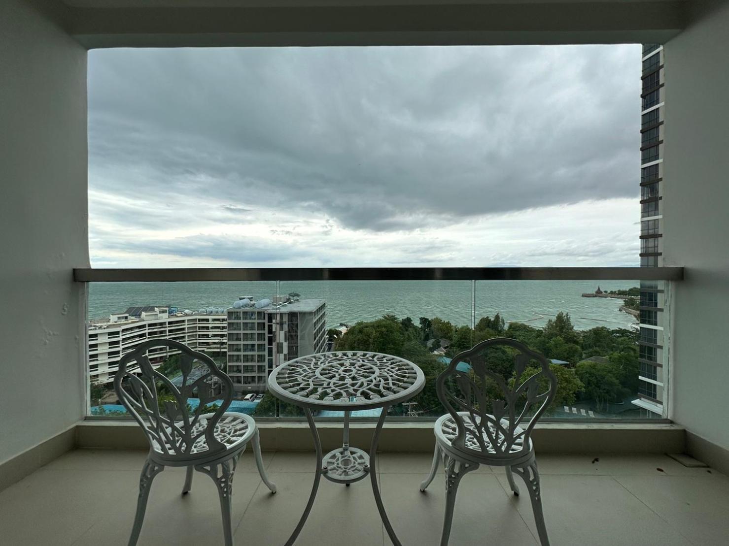 The Palm Wongamat X Monthstayz Thailand *