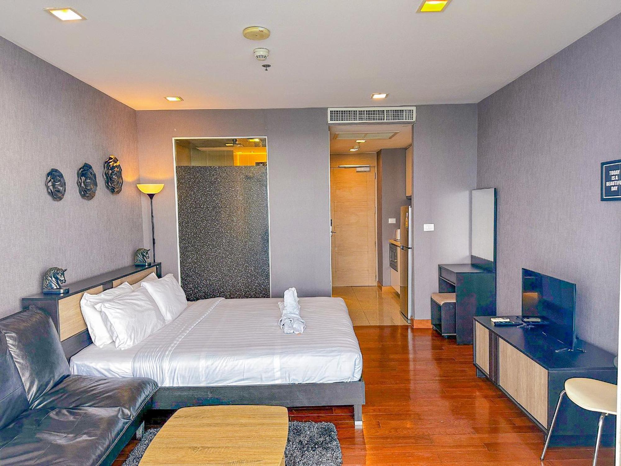 The Palm Wongamat X Monthstayz Thailand *