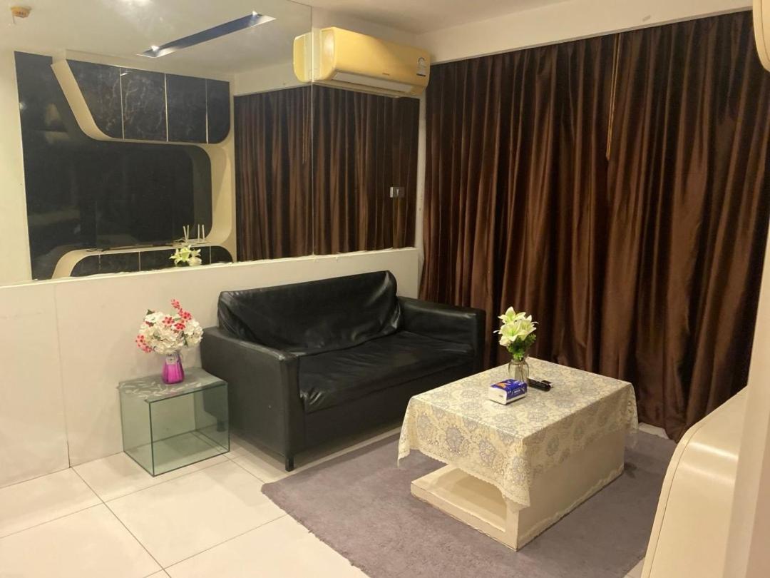 Center By First * Pattaya
