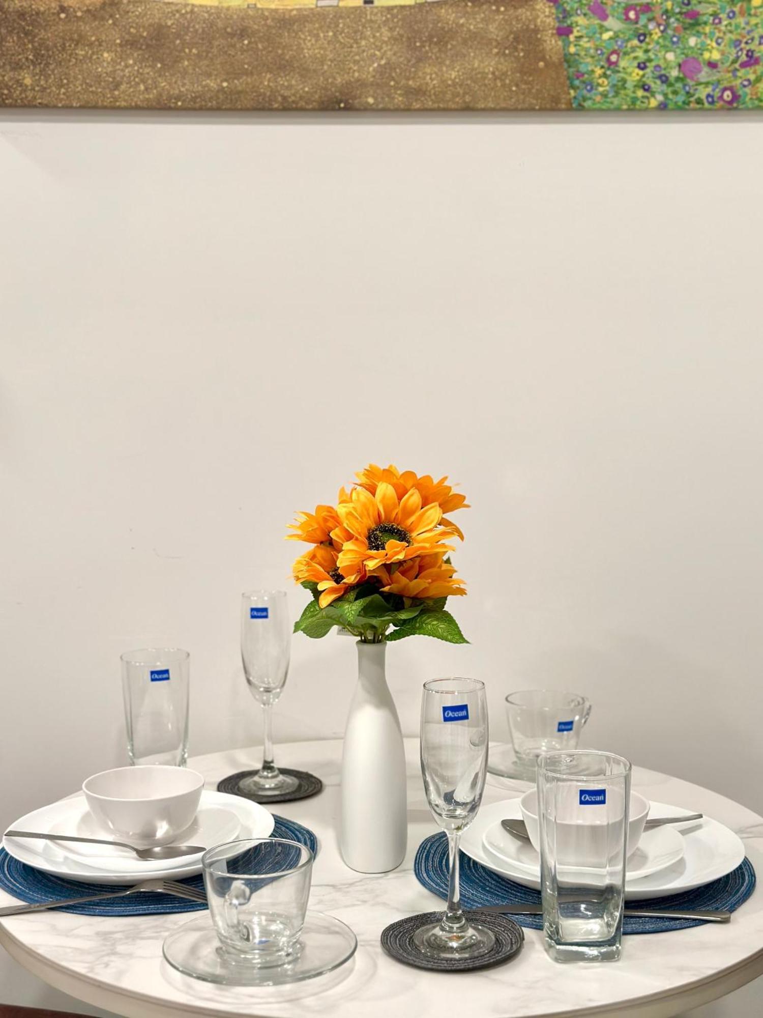 Arcadia Center Apartment