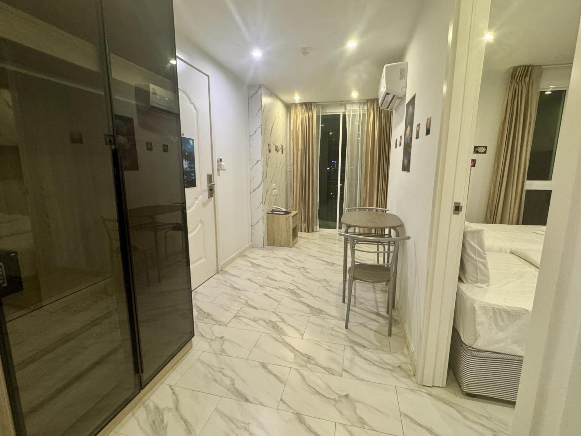 Lotus Apartment
