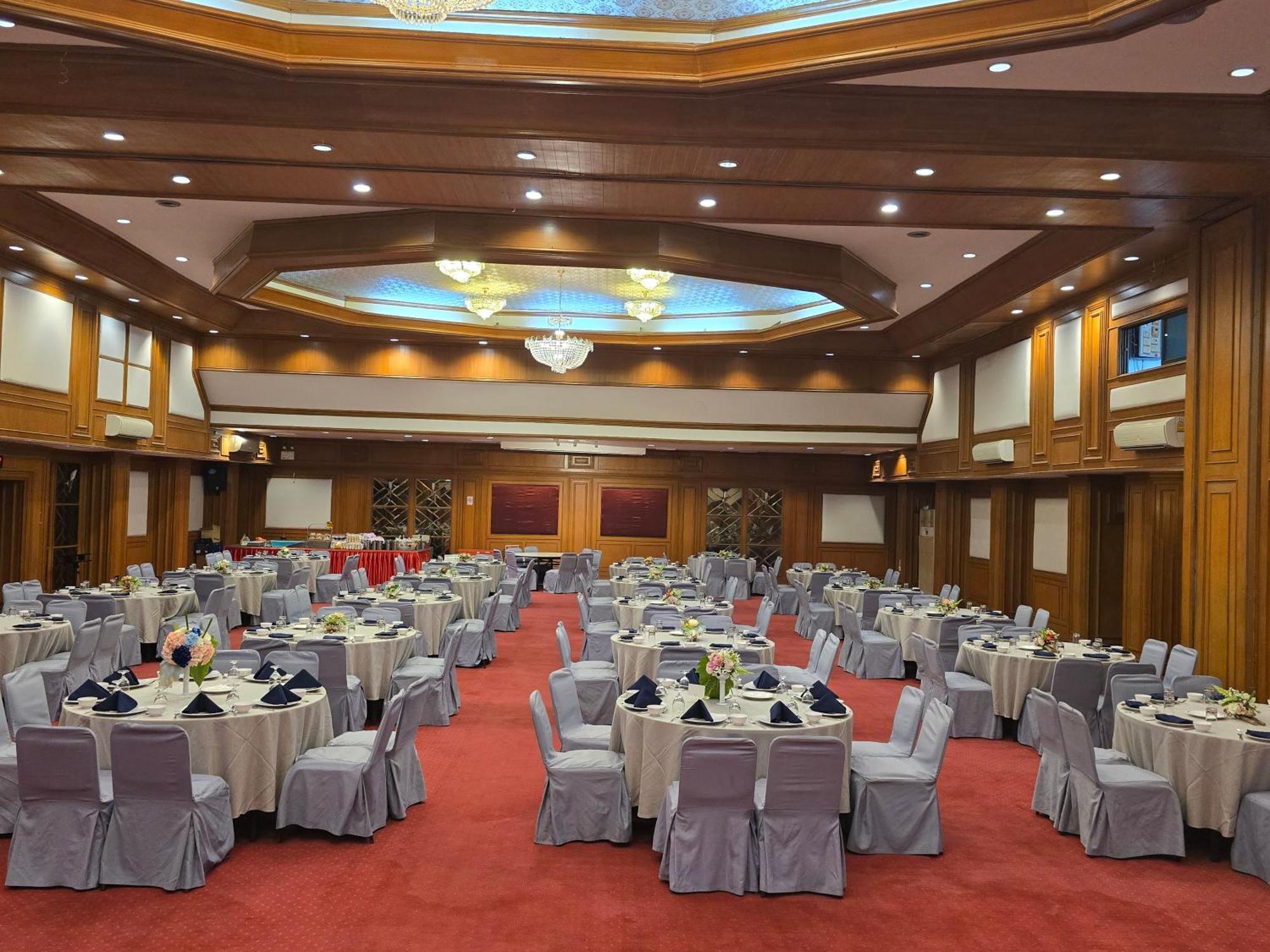 First Pacific Cirrus Hotel Pattaya