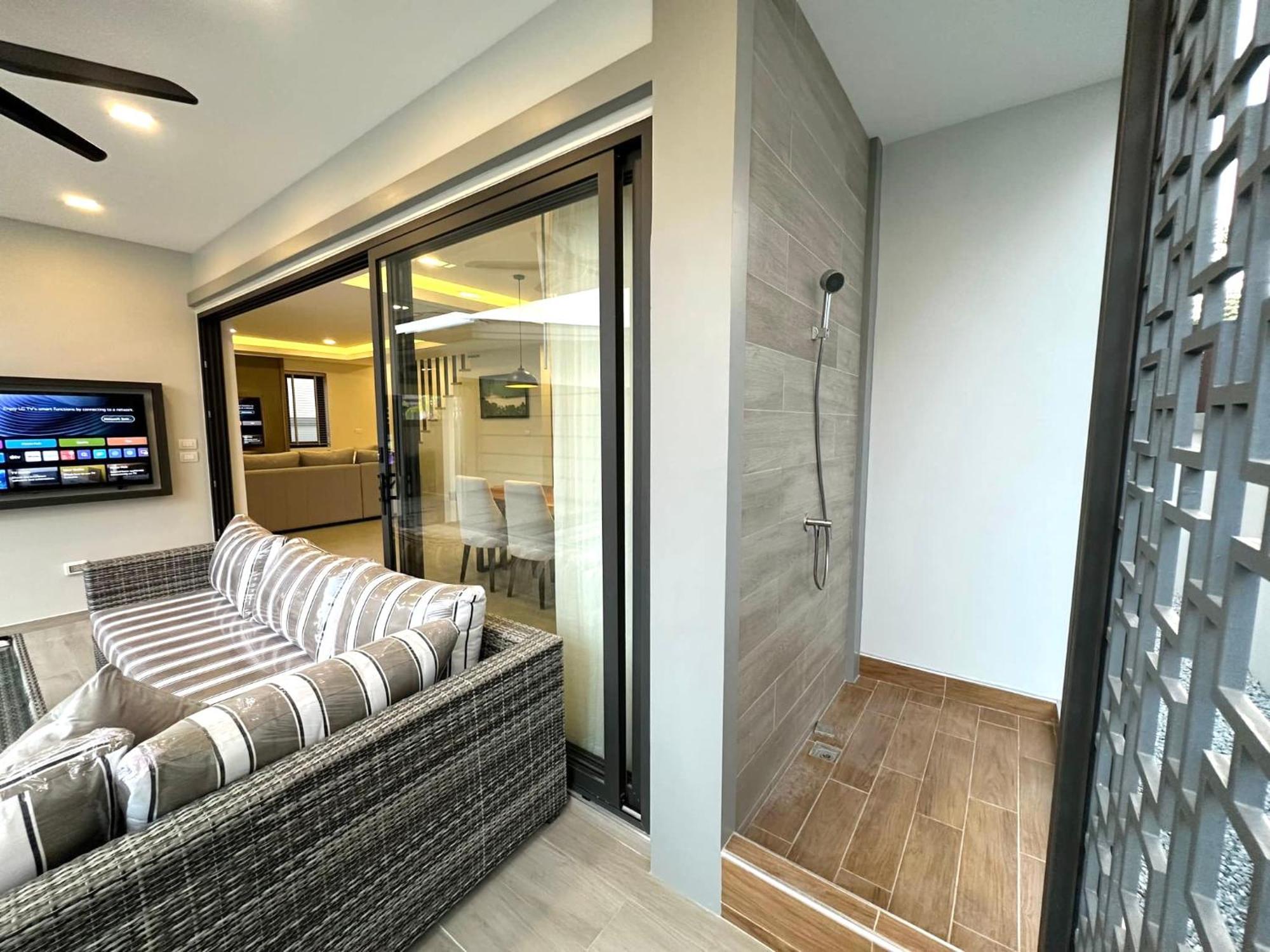 Zensiri Brand New Luxury Pool * Pattaya