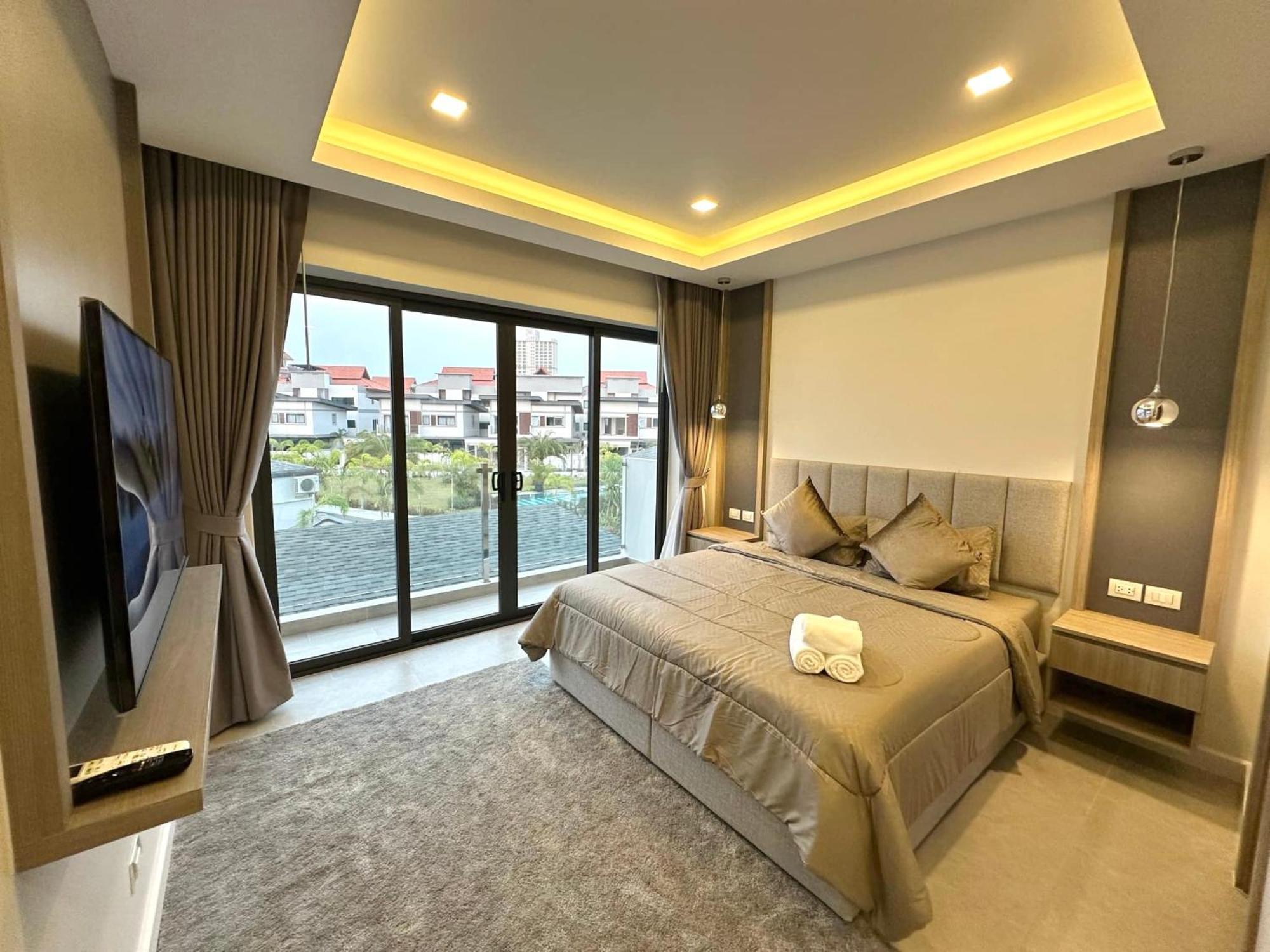 Villa Zensiri Brand New Luxury Pool