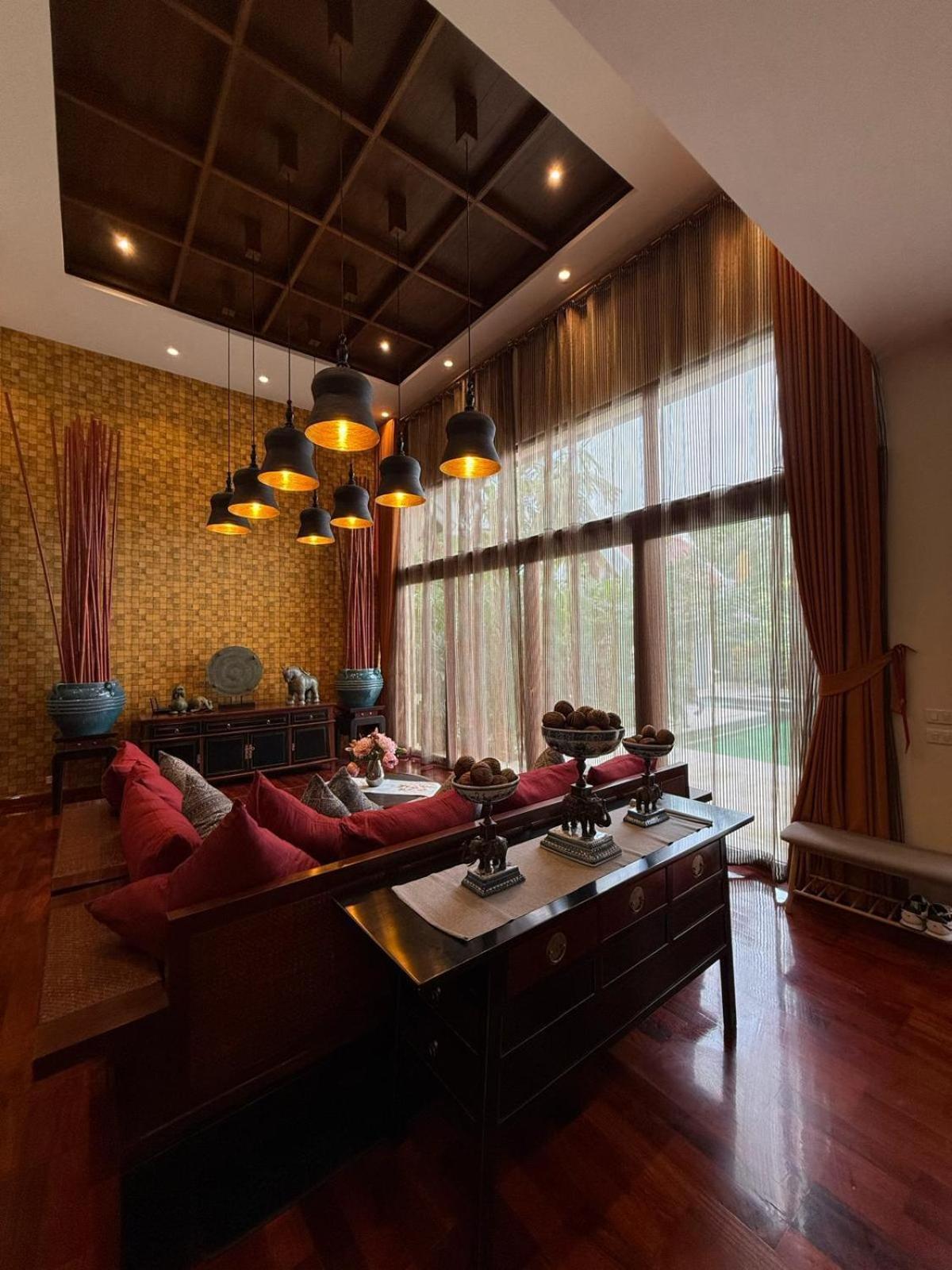 Luxury Luxury Seven Stars Pattaya