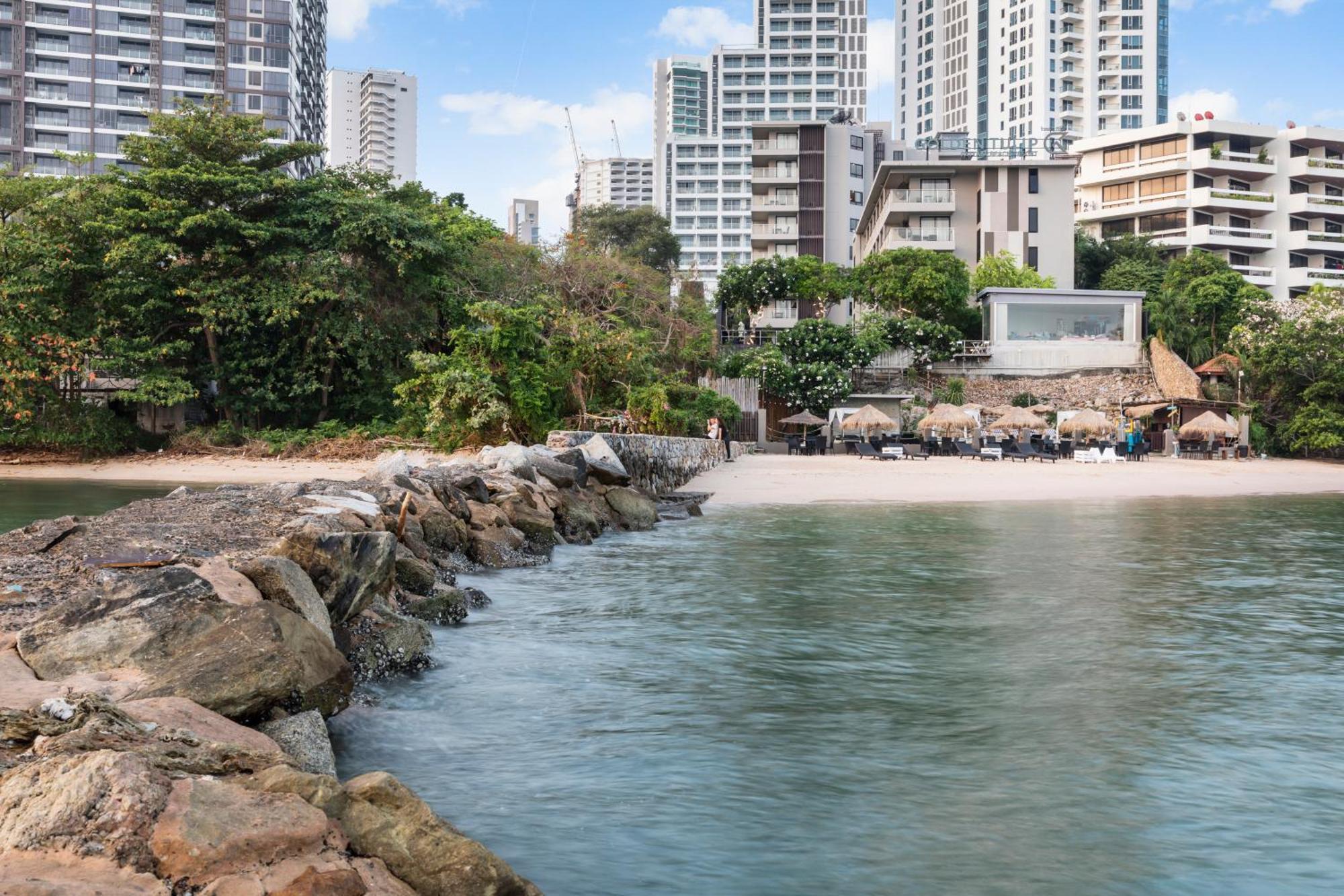 Golden Tulip Beachfront Pattaya