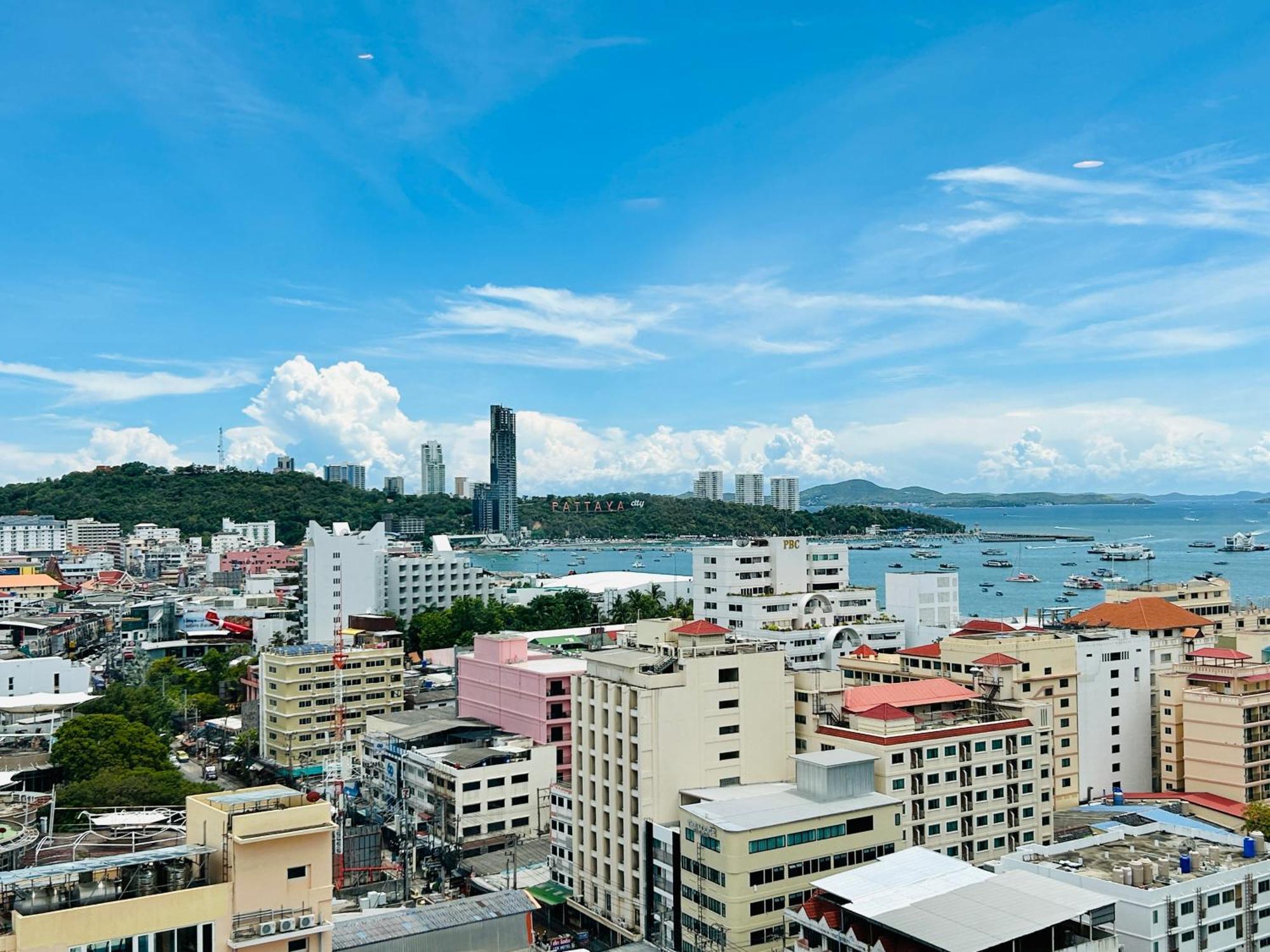 Edge Sea View Apartment