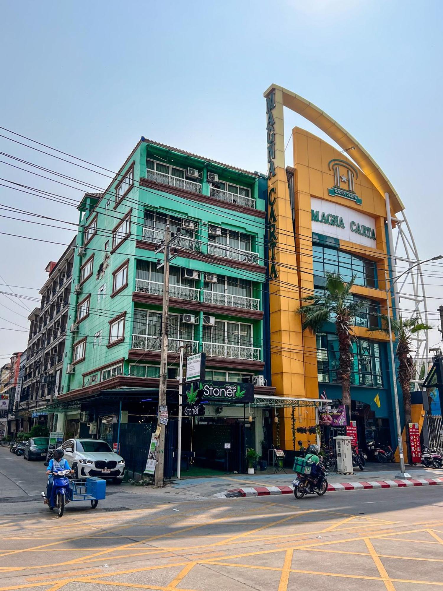 Green Hotel Hotel
