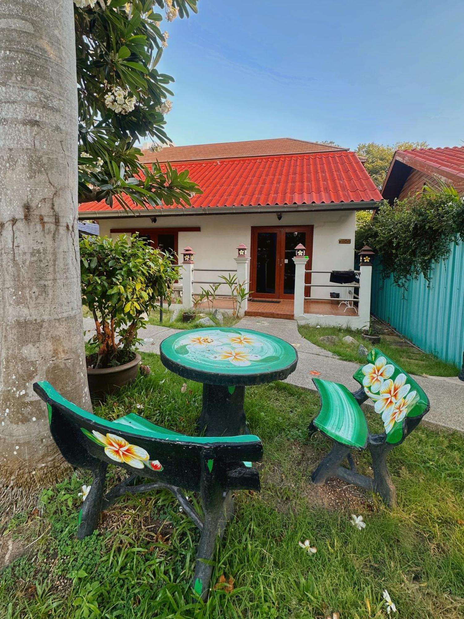 Kotchaphorn Garden Holiday home *
