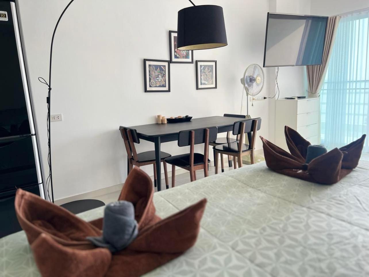 Viewtalay Beachfront By Nd Apartamento Pattaya