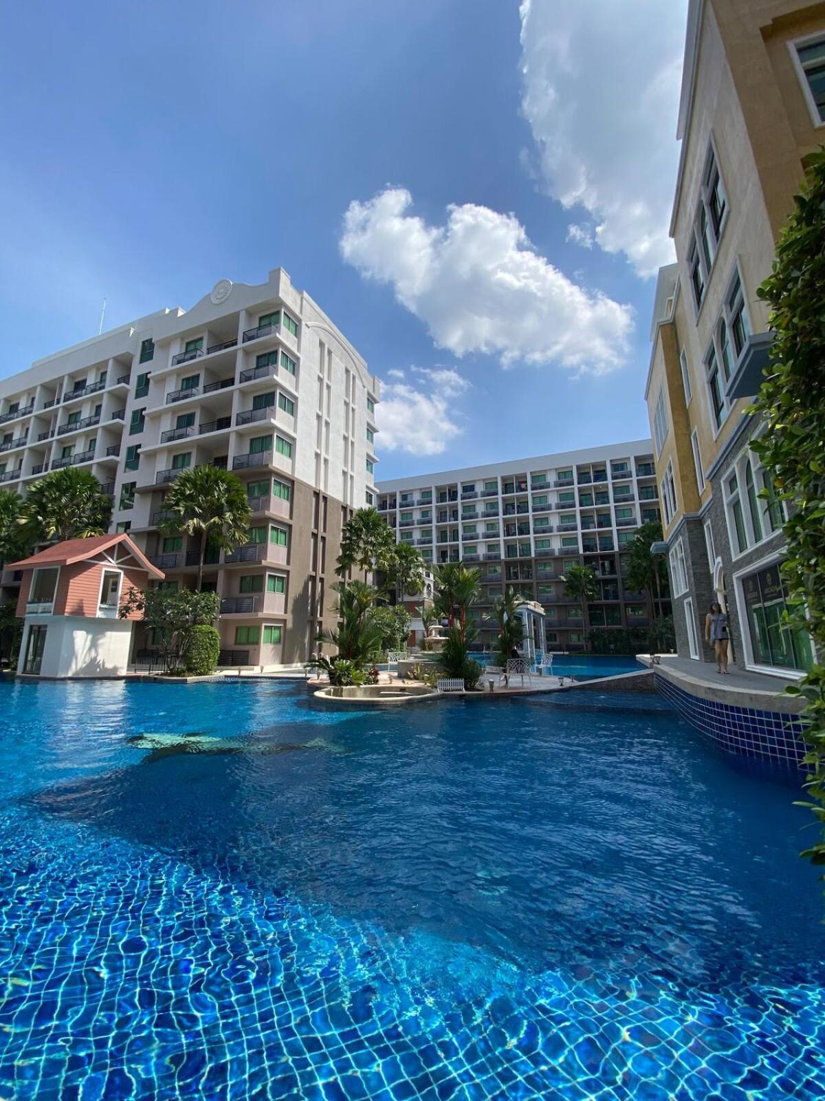 Near Walking Street And Jomtien Apartment *