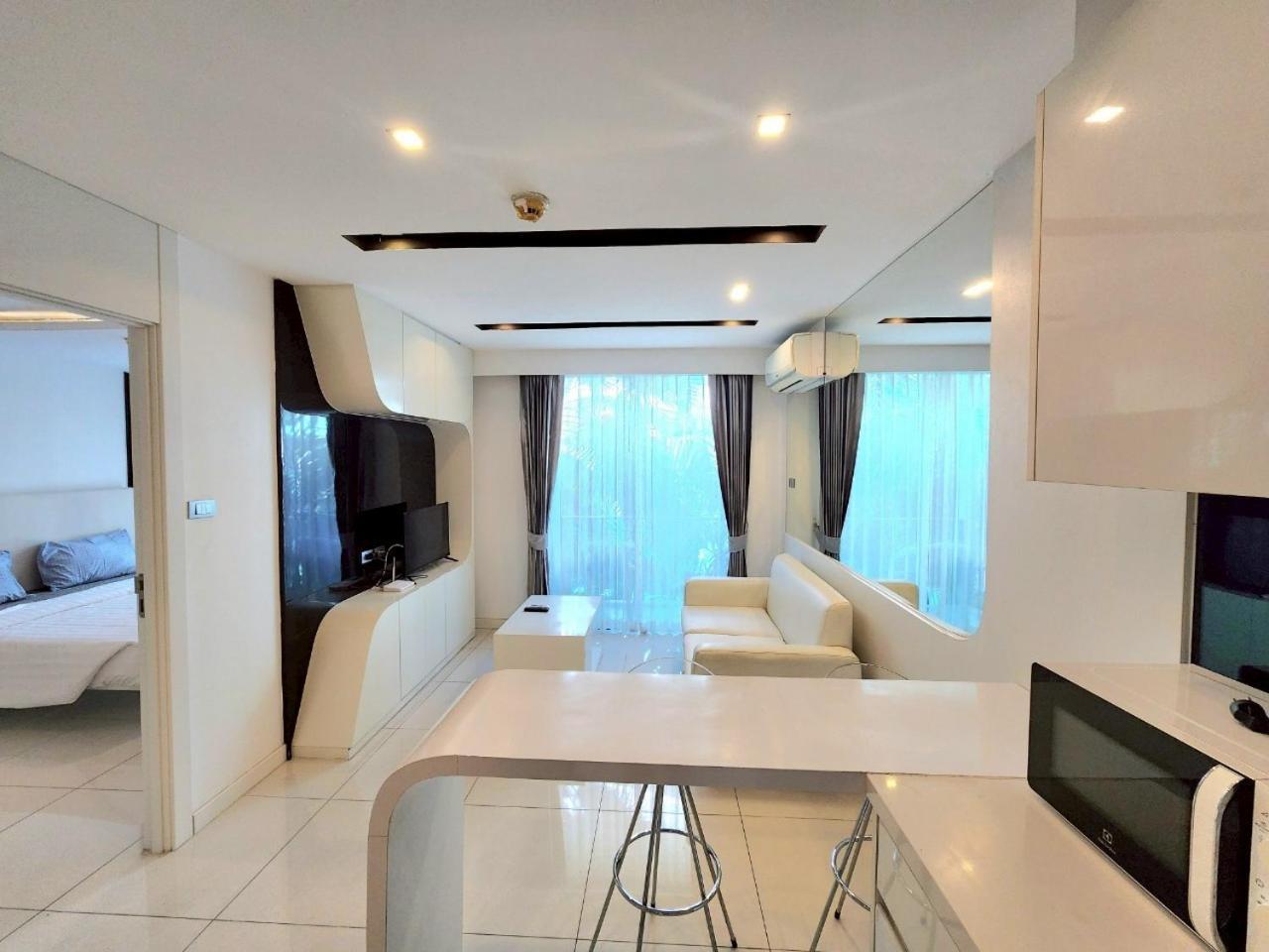 Apartment Center New