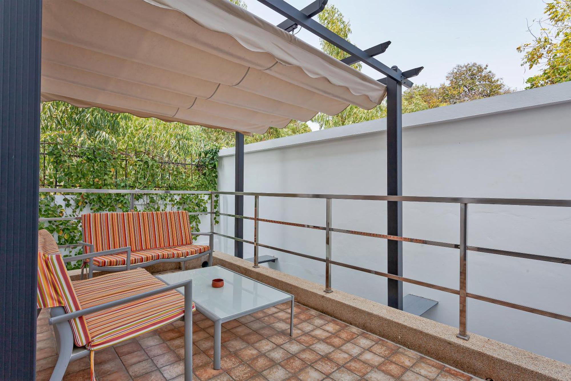 Villa Angels-villa-pattaya-near-walking-street-4bed-8-people