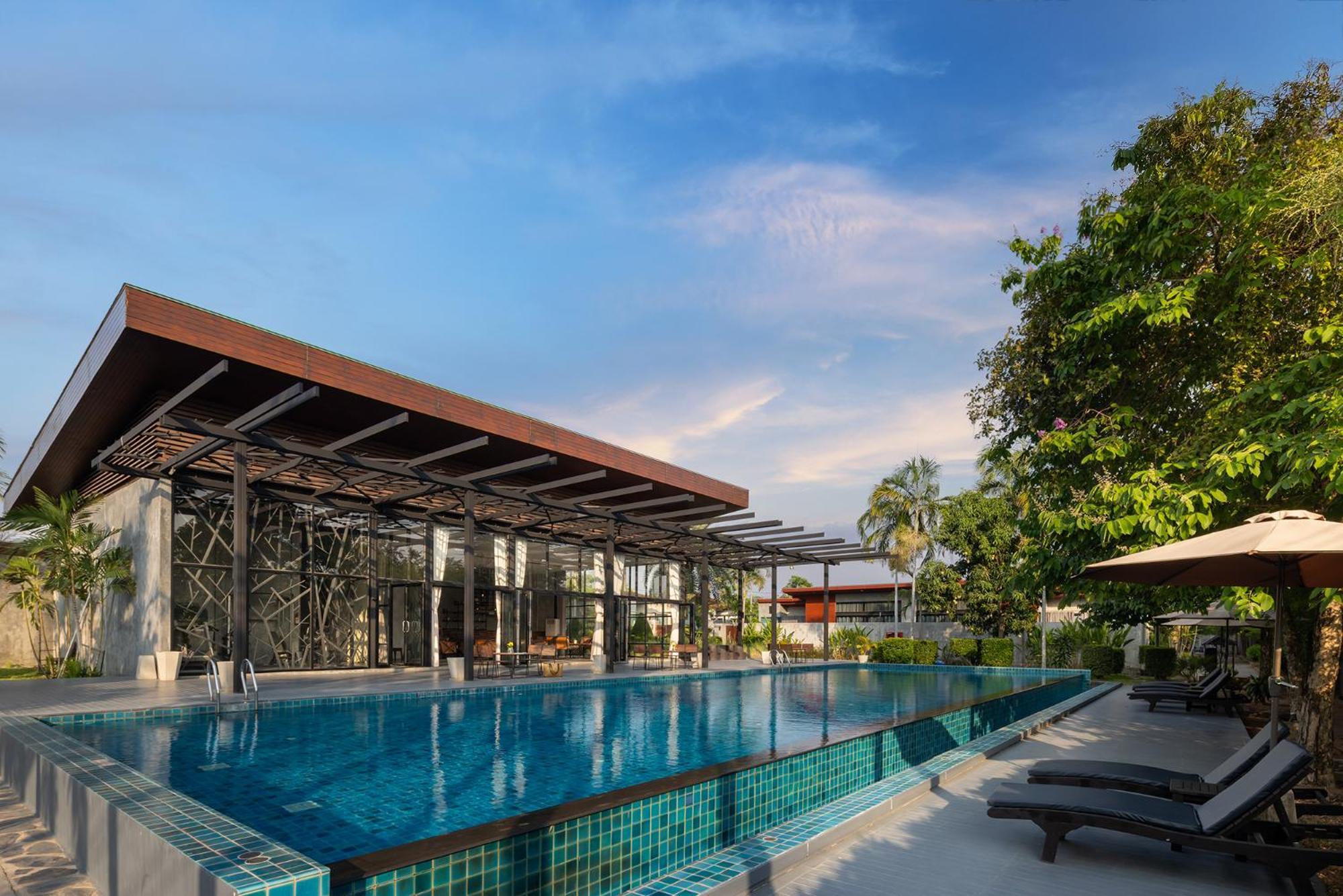Resort Sea Two Pool Pattaya