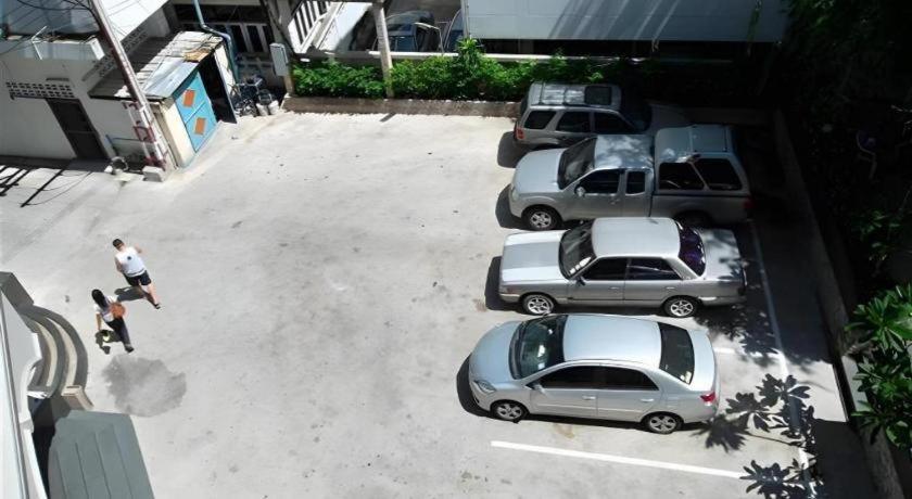 Lodge Honey Pattaya