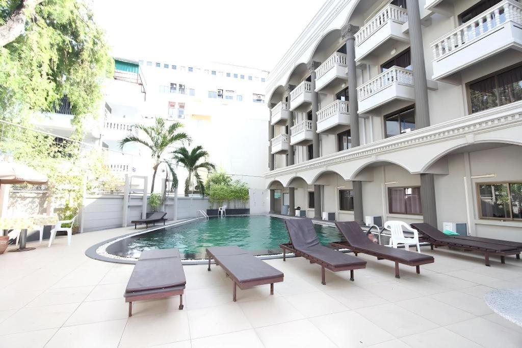 Honey Lodge Pattaya