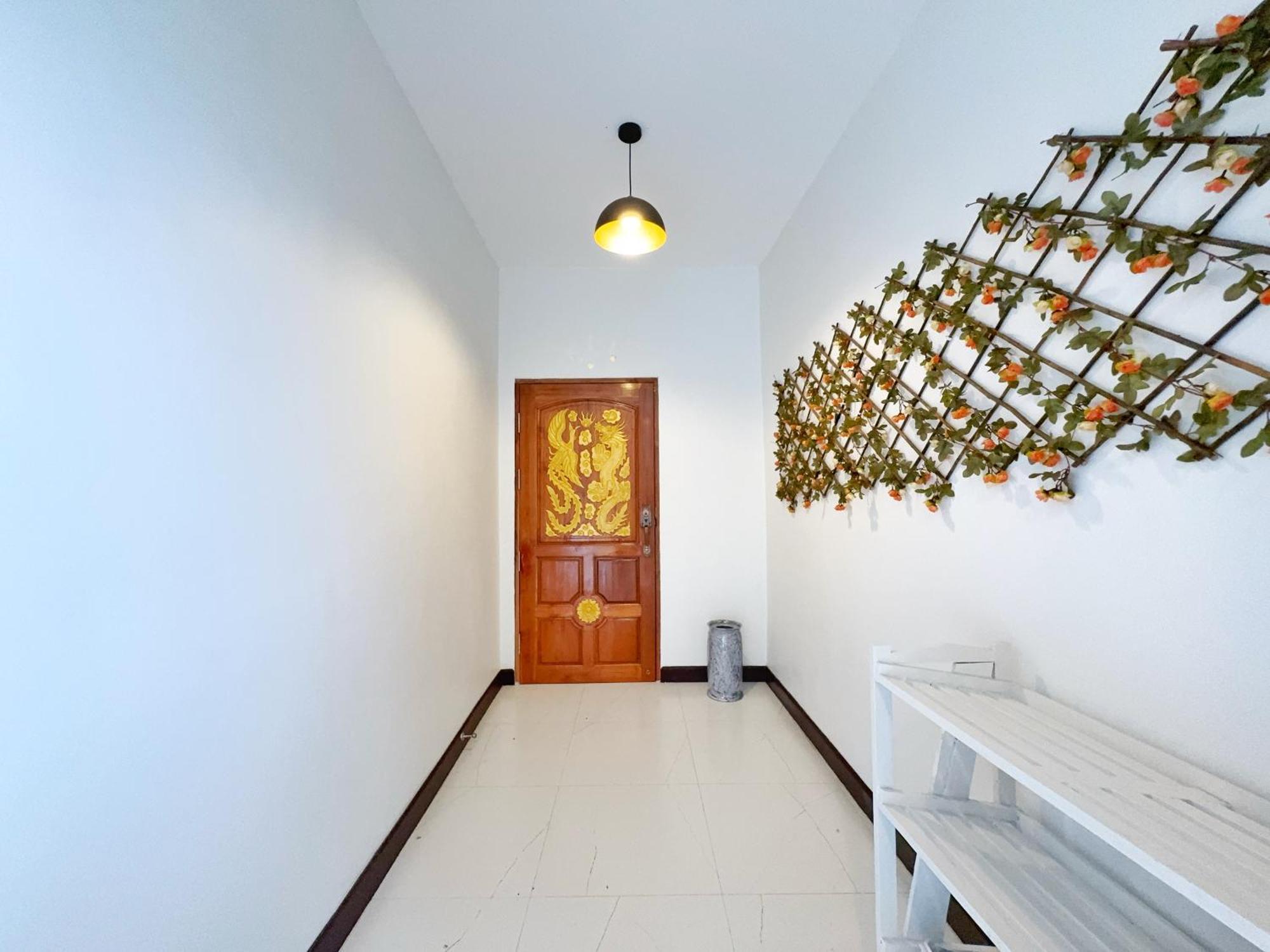 Holiday home Massive Pet-friendly House, 5 Mins From Beach, *