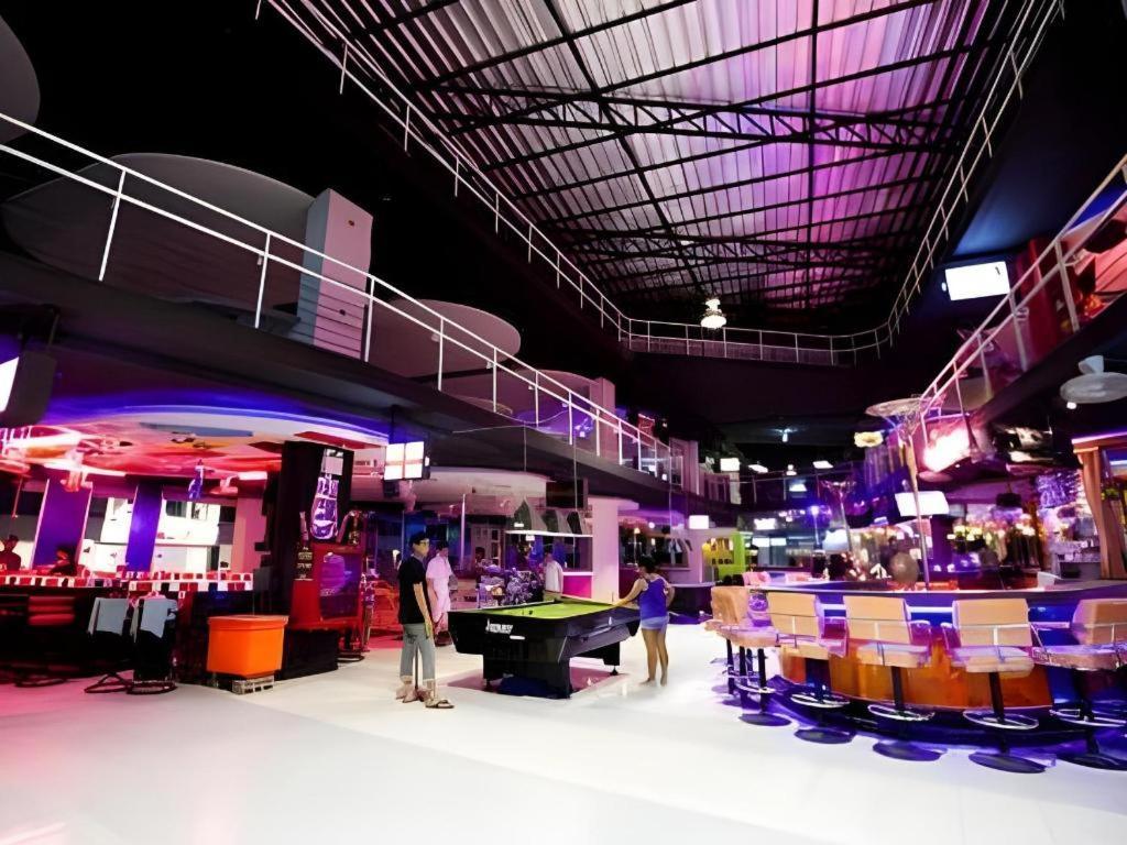R-con Blue Ocean Hotel Pattaya