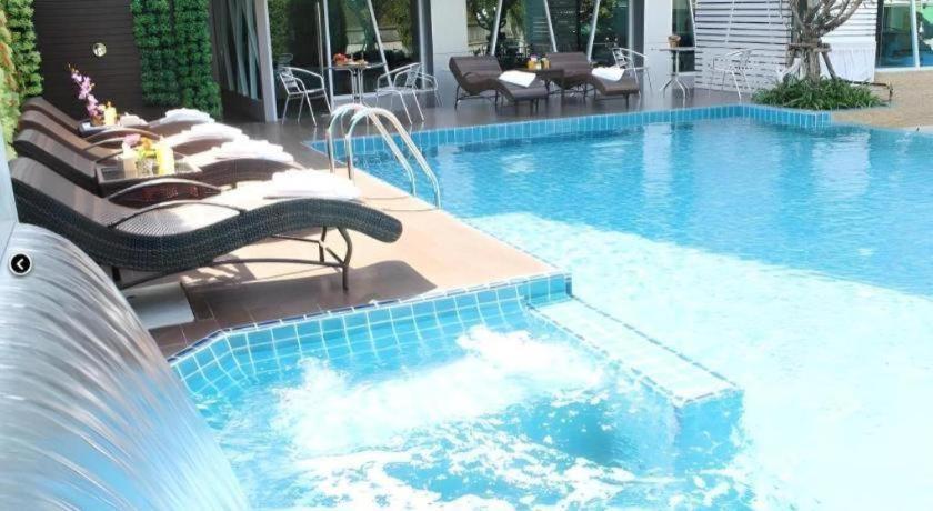 Chariot 3* Pattaya