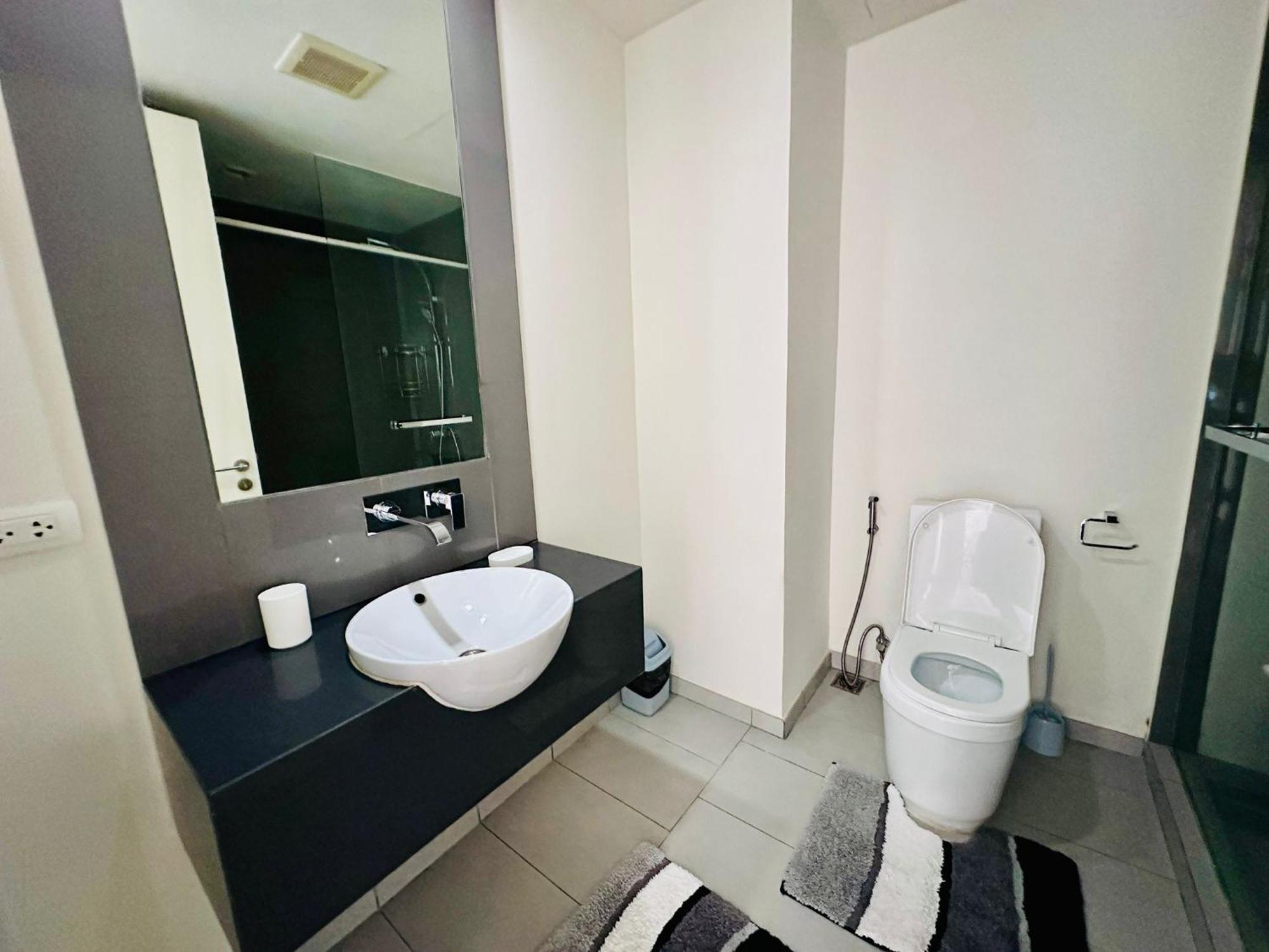 Zire Wongamat Apartment