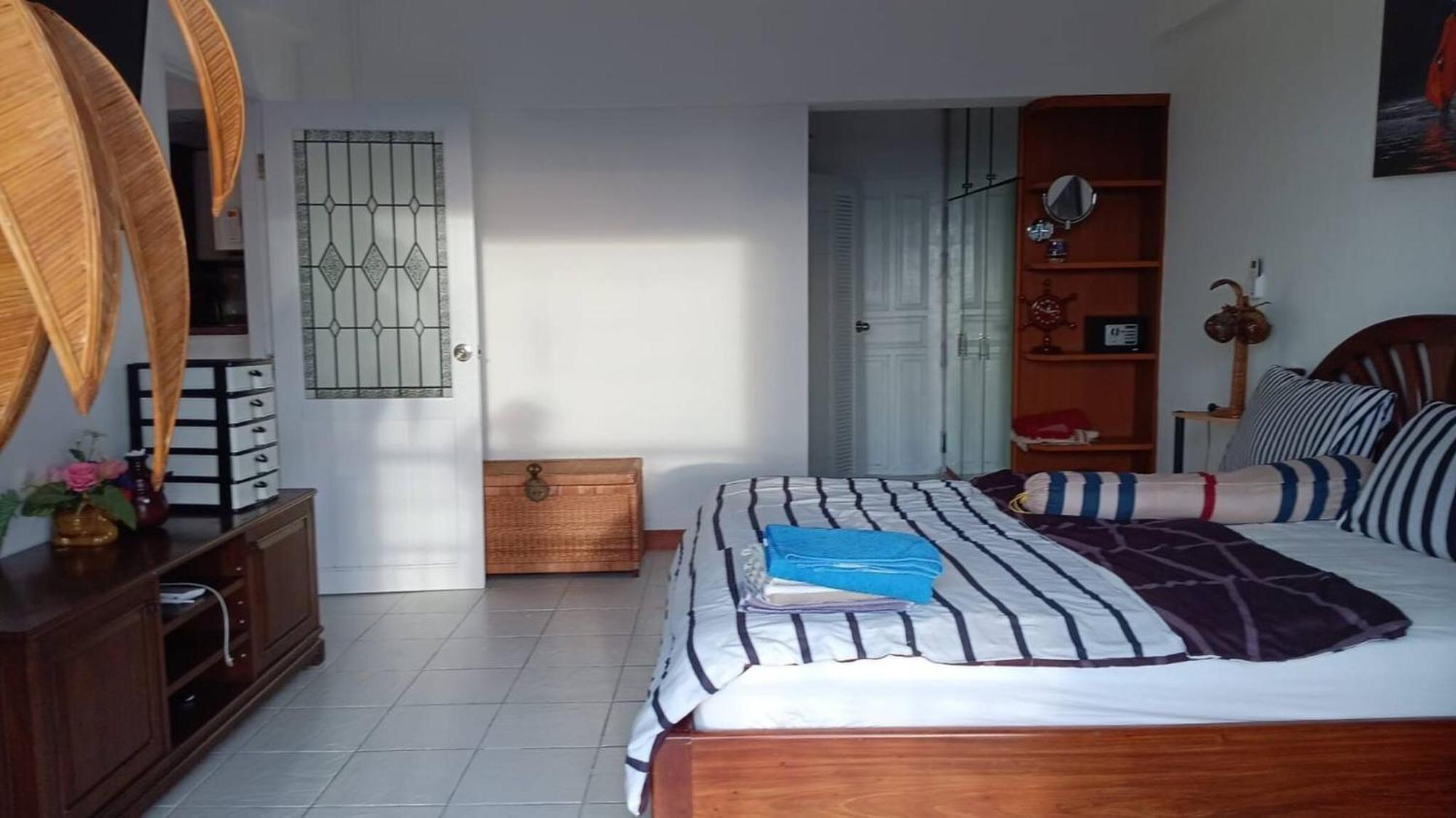 Apartment Sombat Seaview 1 Bedroom *