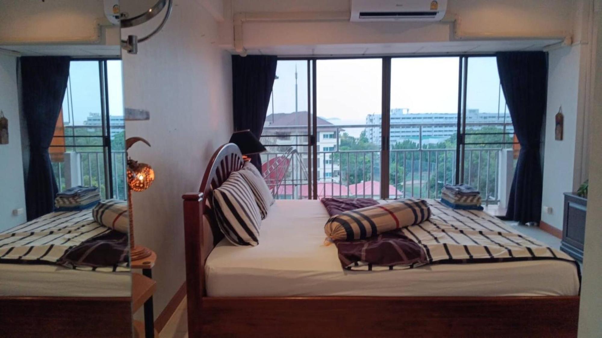 Apartment Sombat Seaview 1 Bedroom Pattaya