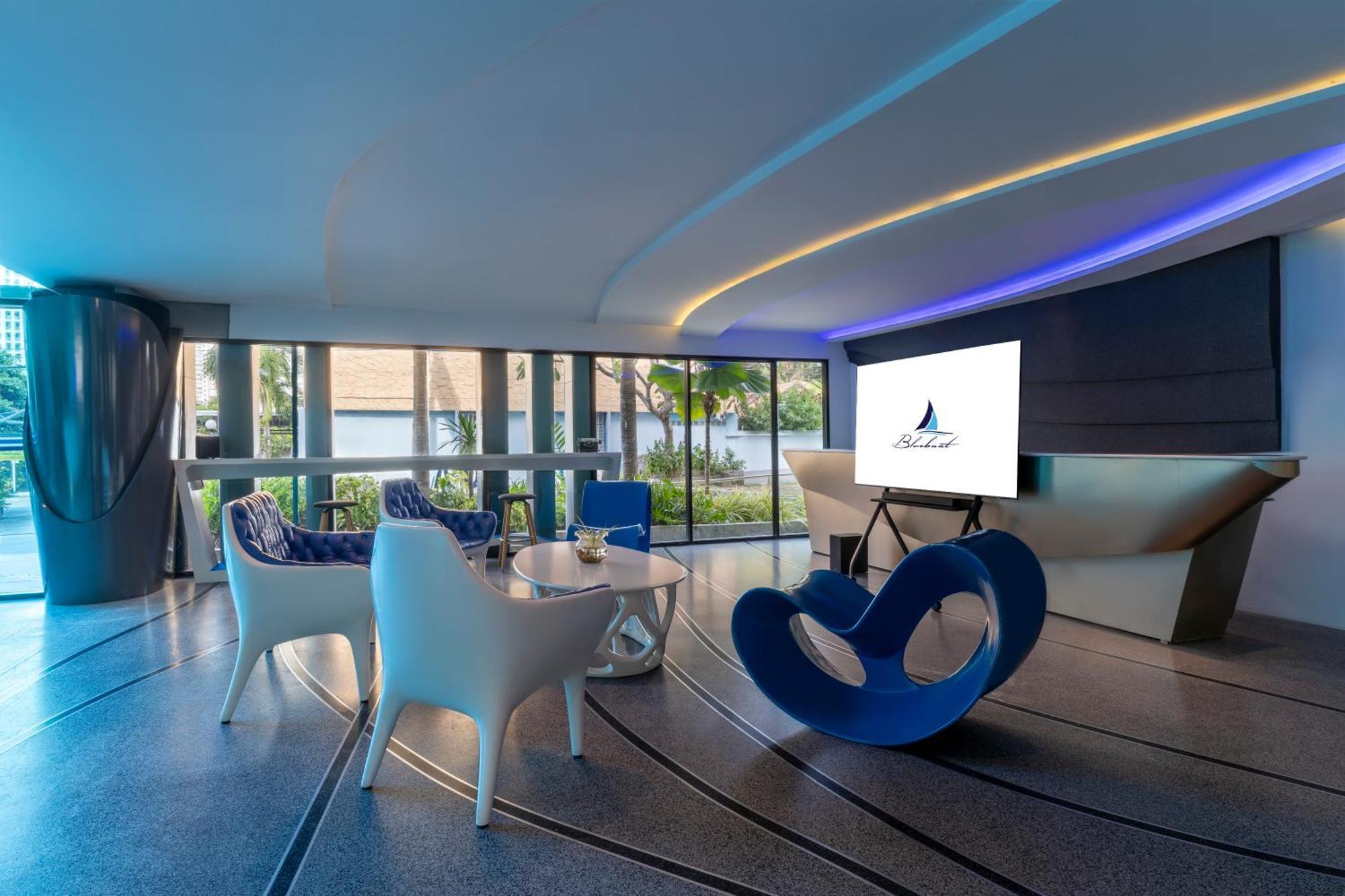 Blue Boat Jc Hotel Pattaya