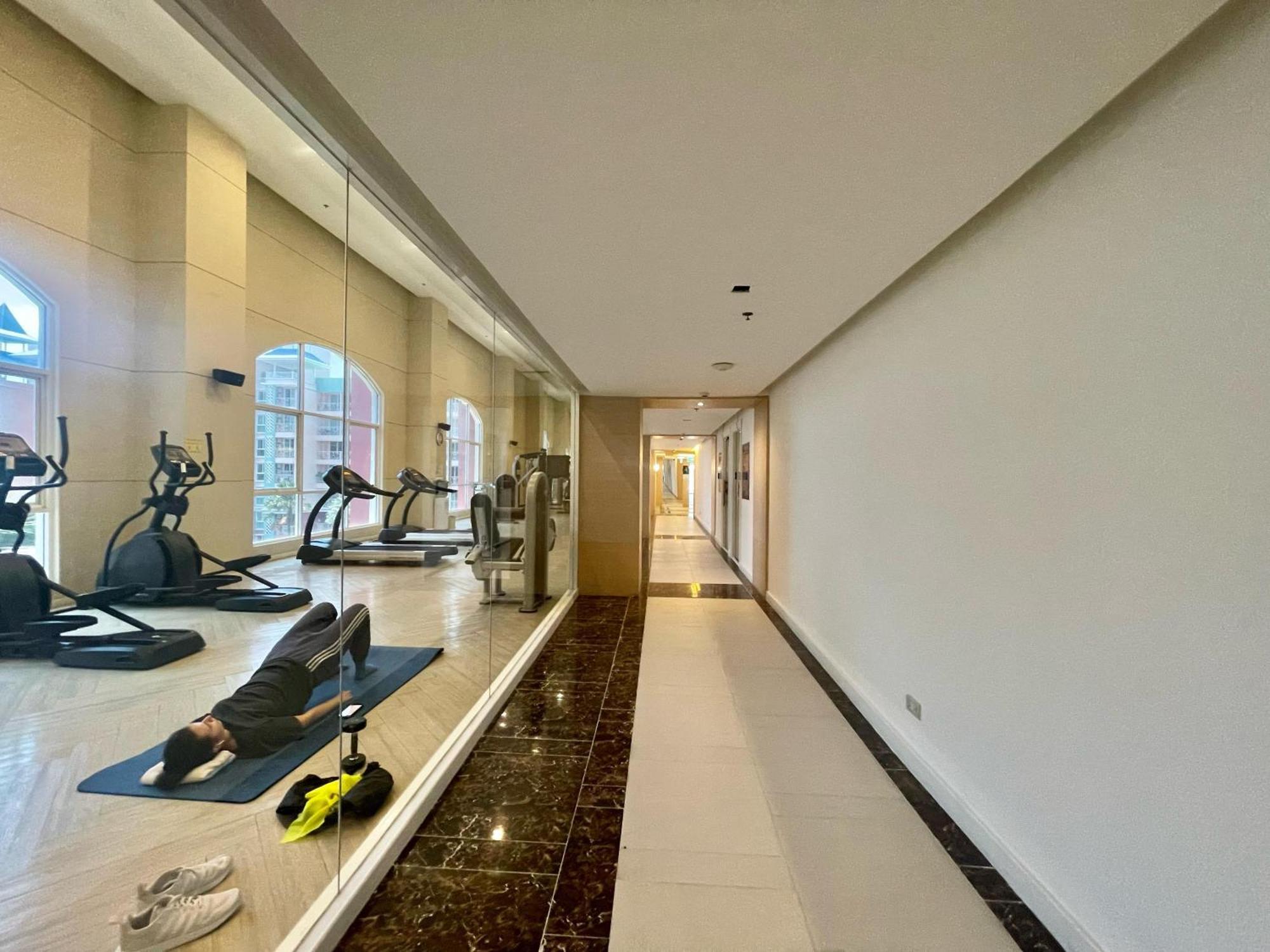 Apartment With Waterpark Pattaya