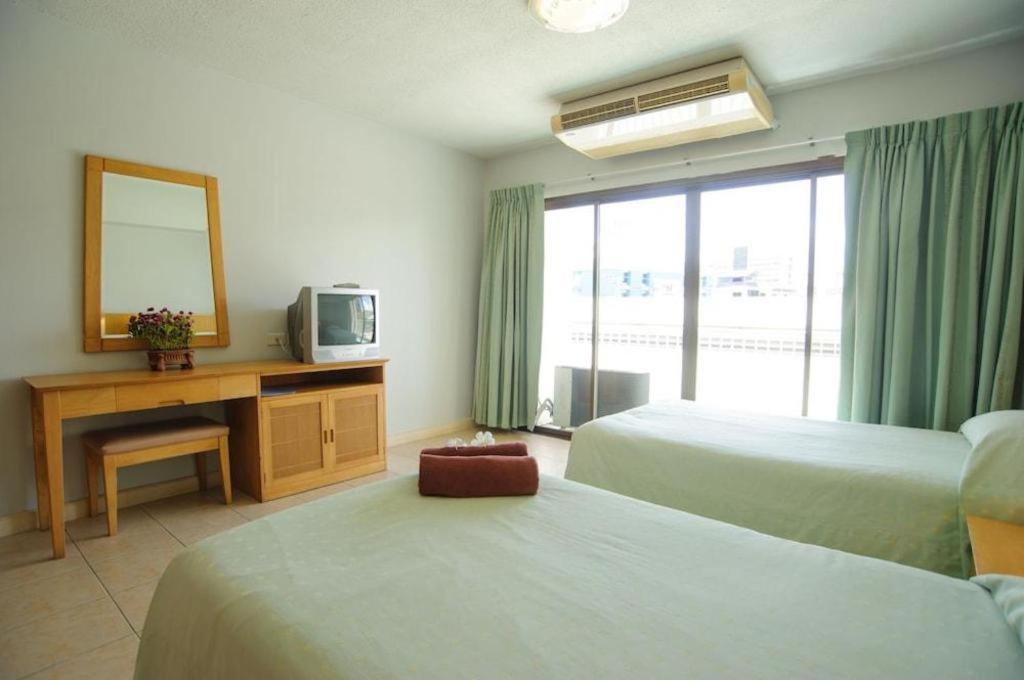 Diamond Place Hotel 3*