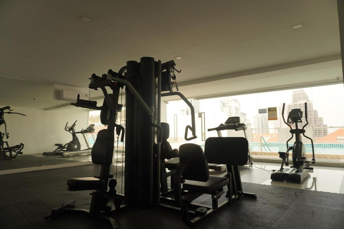Apartment Luxury & Serenity In - C-view Pattaya