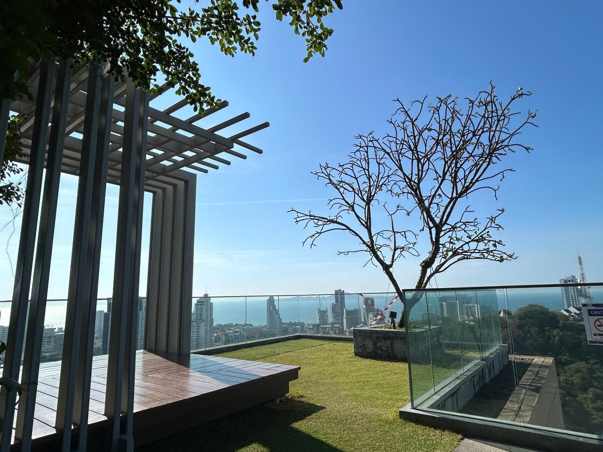 Unixx Sea View