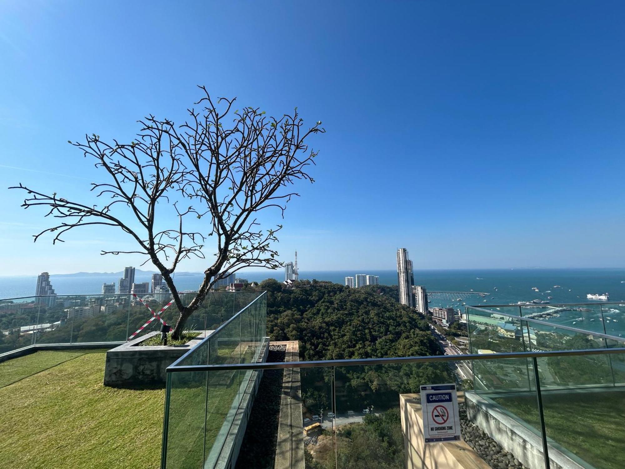 Unixx Sea View