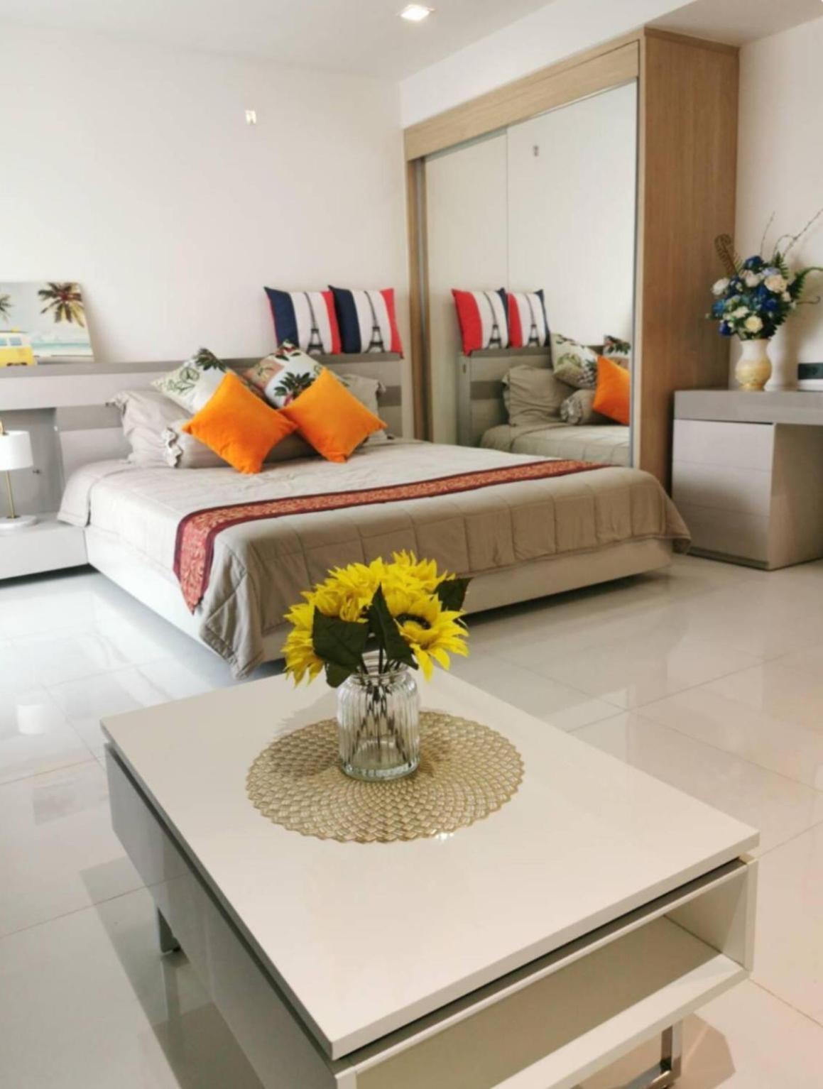 The 101 Apartment *