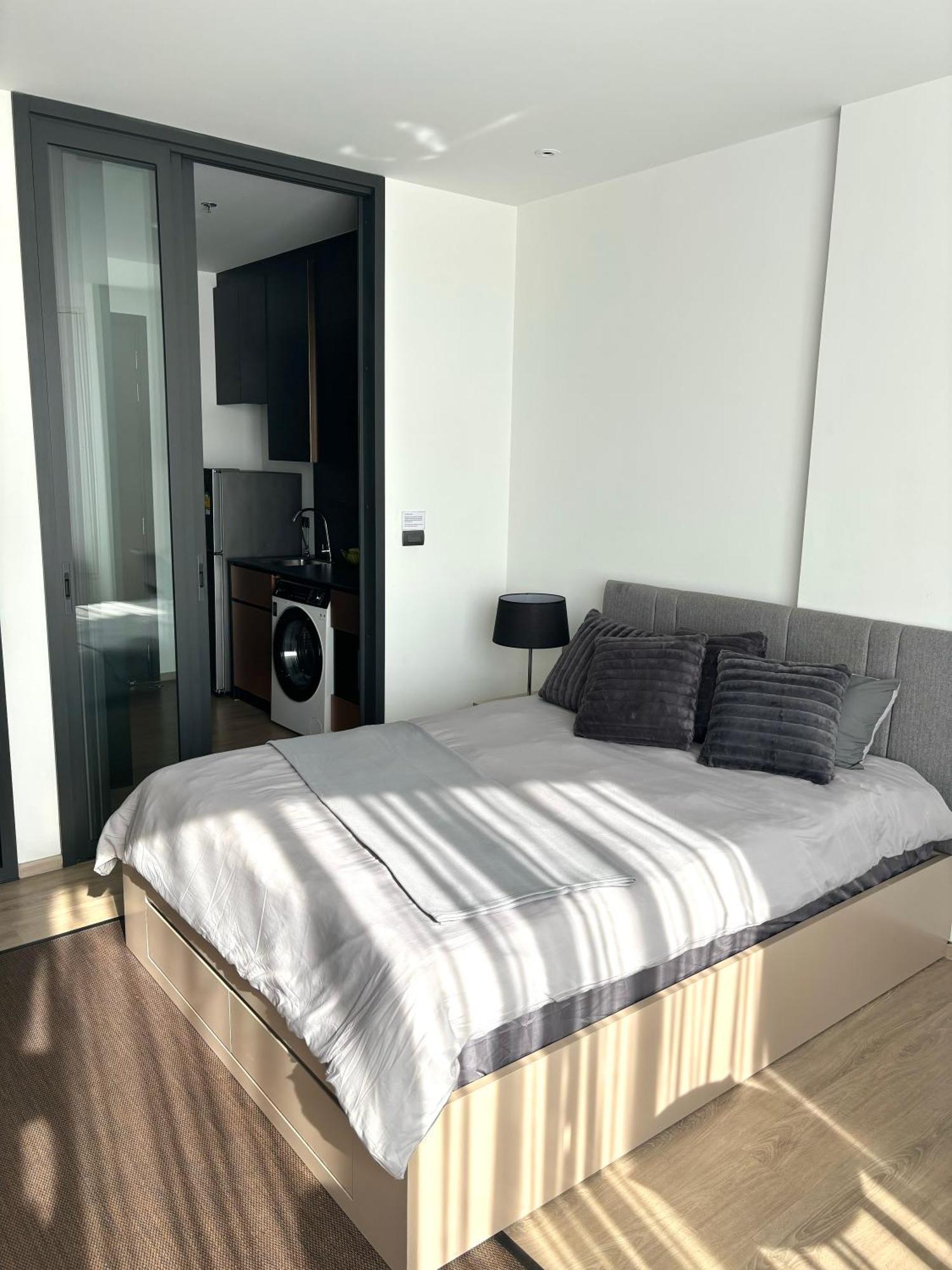 The Edge Stylish Flat Apartment