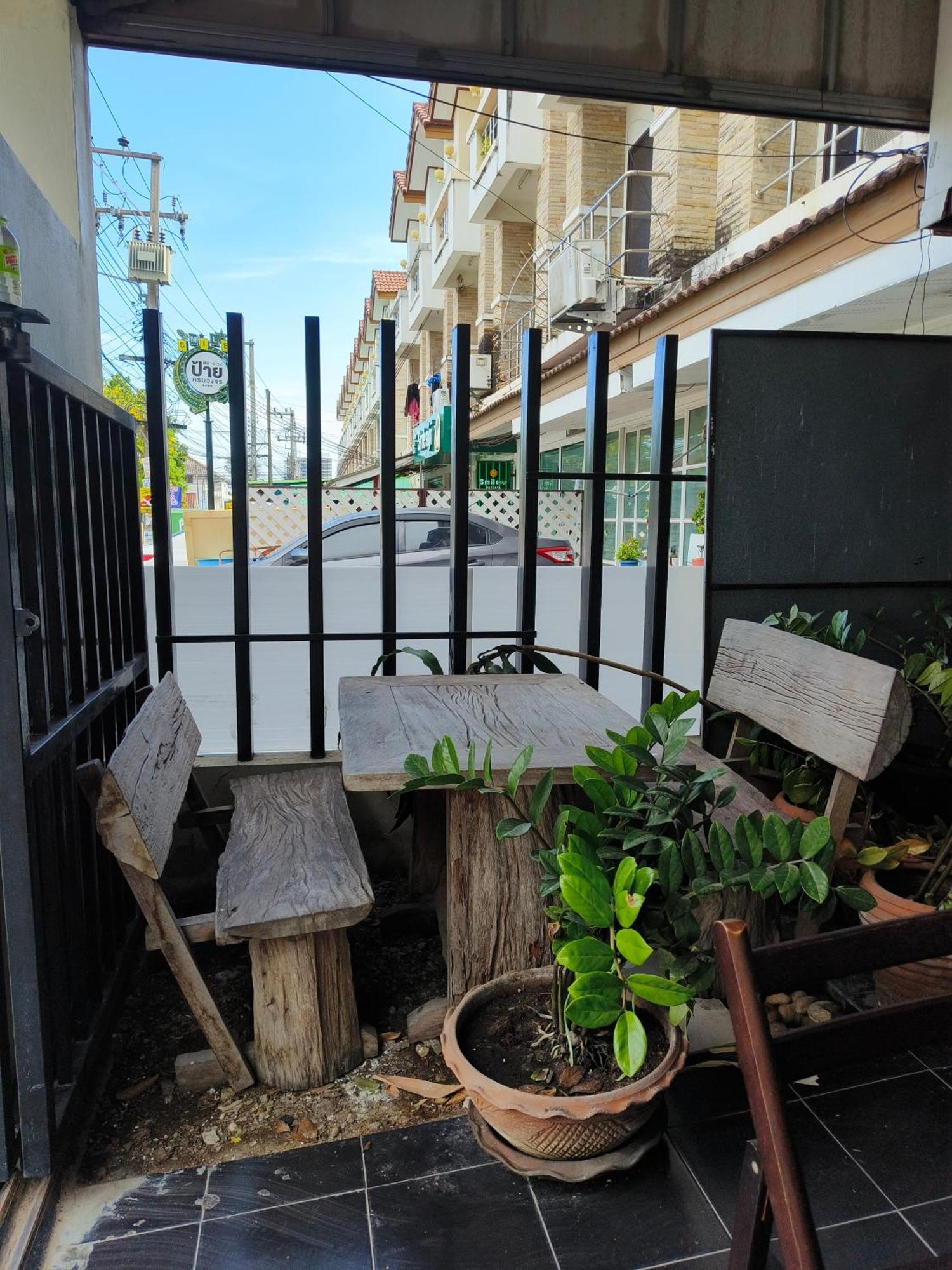 Rest Stop Bed & Breakfast Pattaya