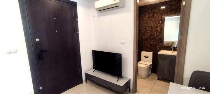 Modern 1-bedroom With Pool View Arcadia Continental *