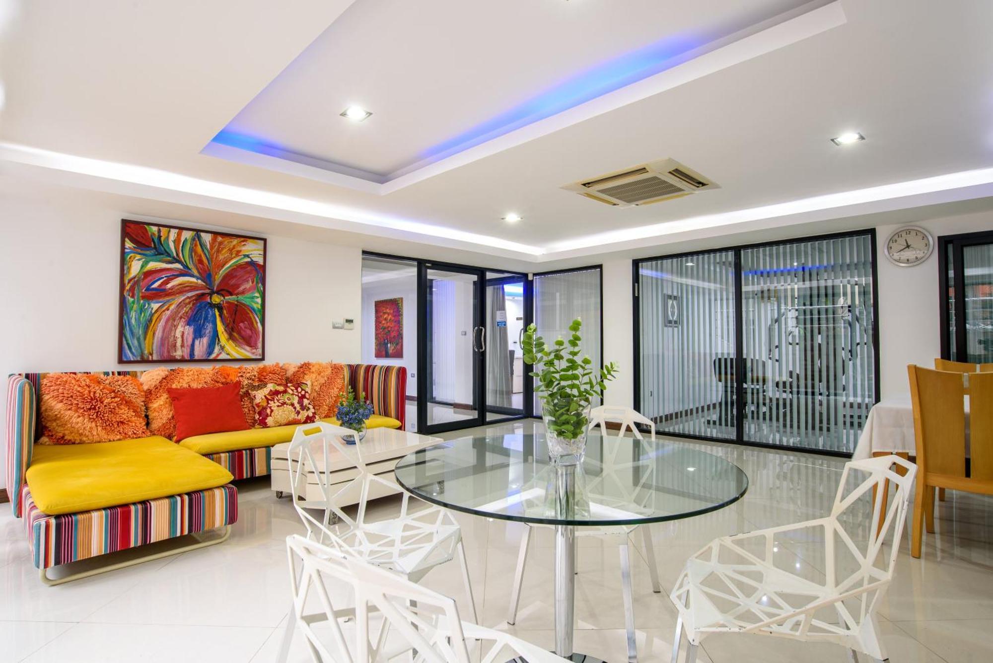 900m2 Near Walkstreet Luxury Pool * Pattaya