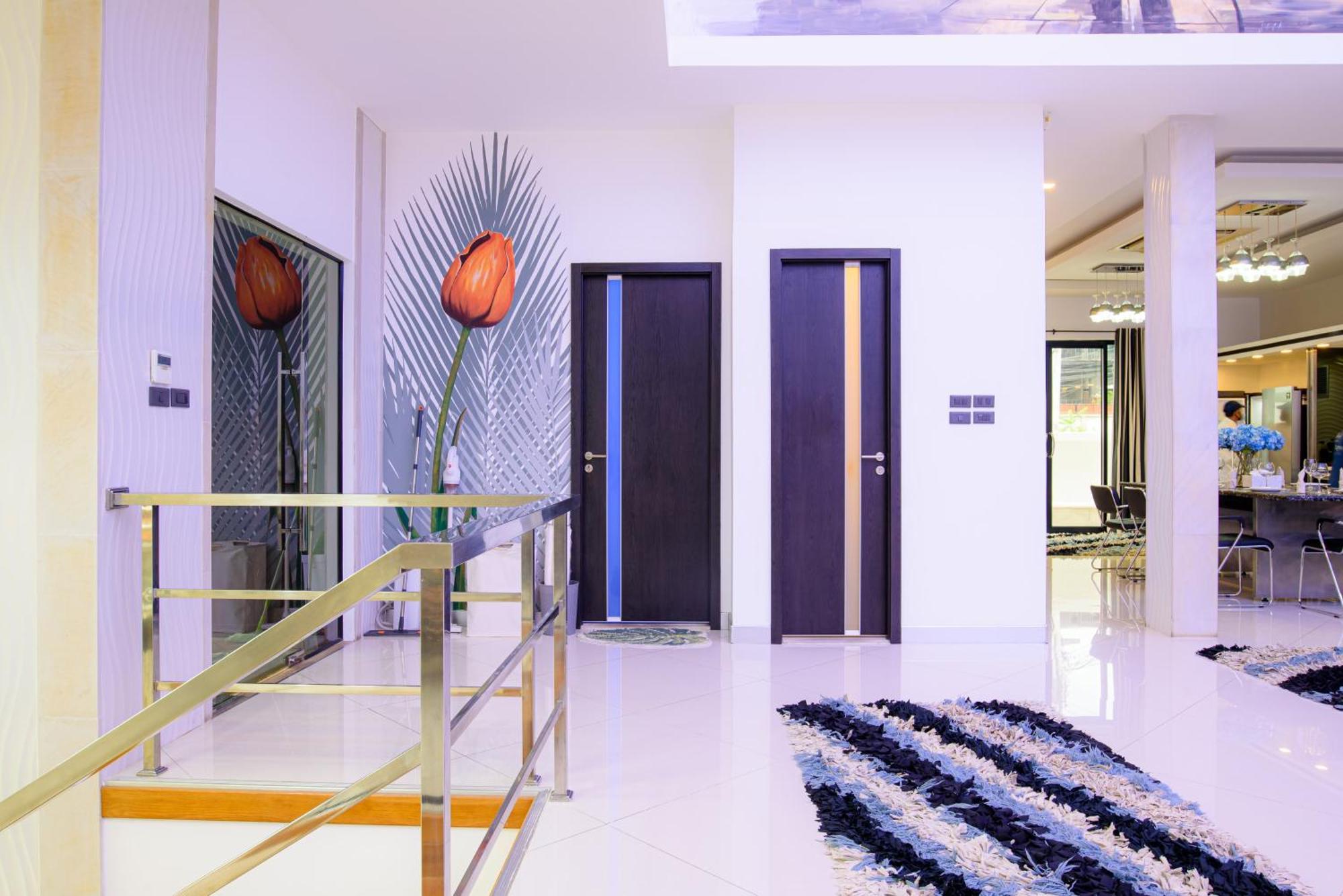 Villa 900m2 Near Walkstreet Luxury Pool Pattaya