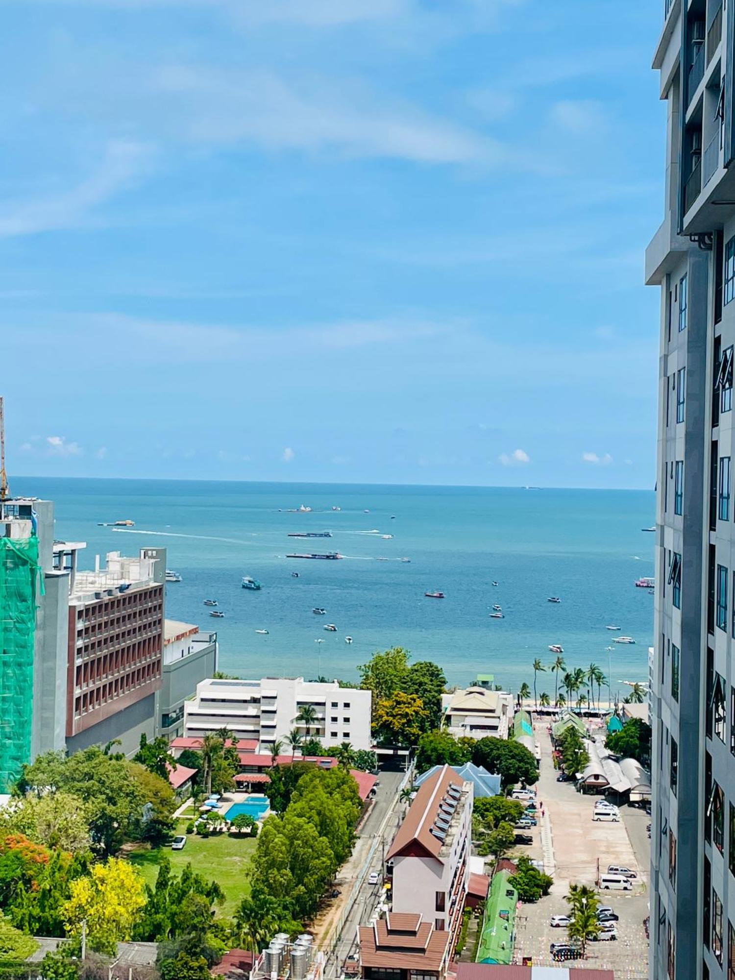 Apartamento The Base 2 Bed 2 Bath By Pupu Pattaya