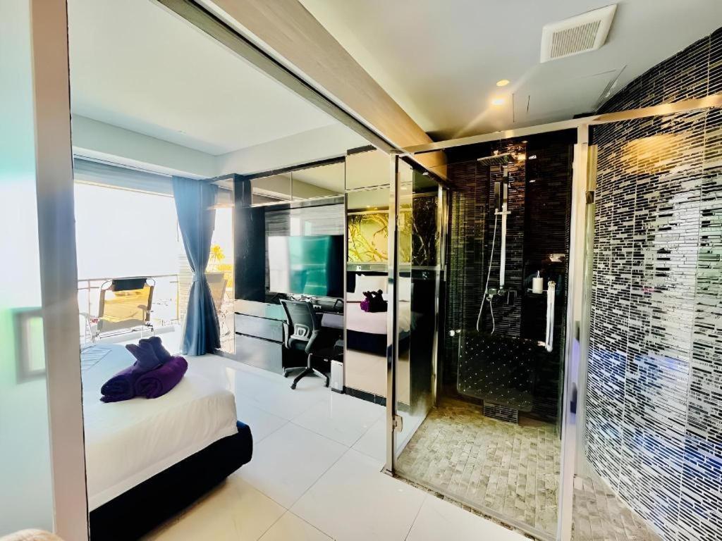 Hotel The Globe Hotel, Bar & Restaurant 3*