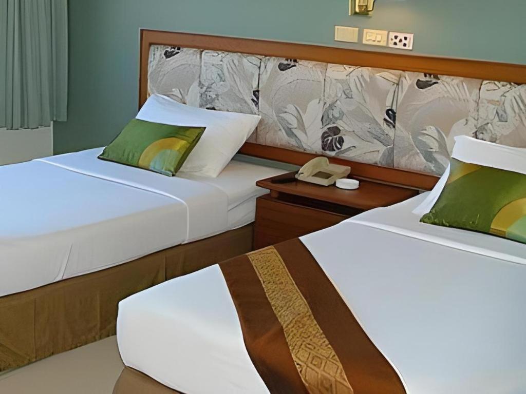 The Park Hotel 2*