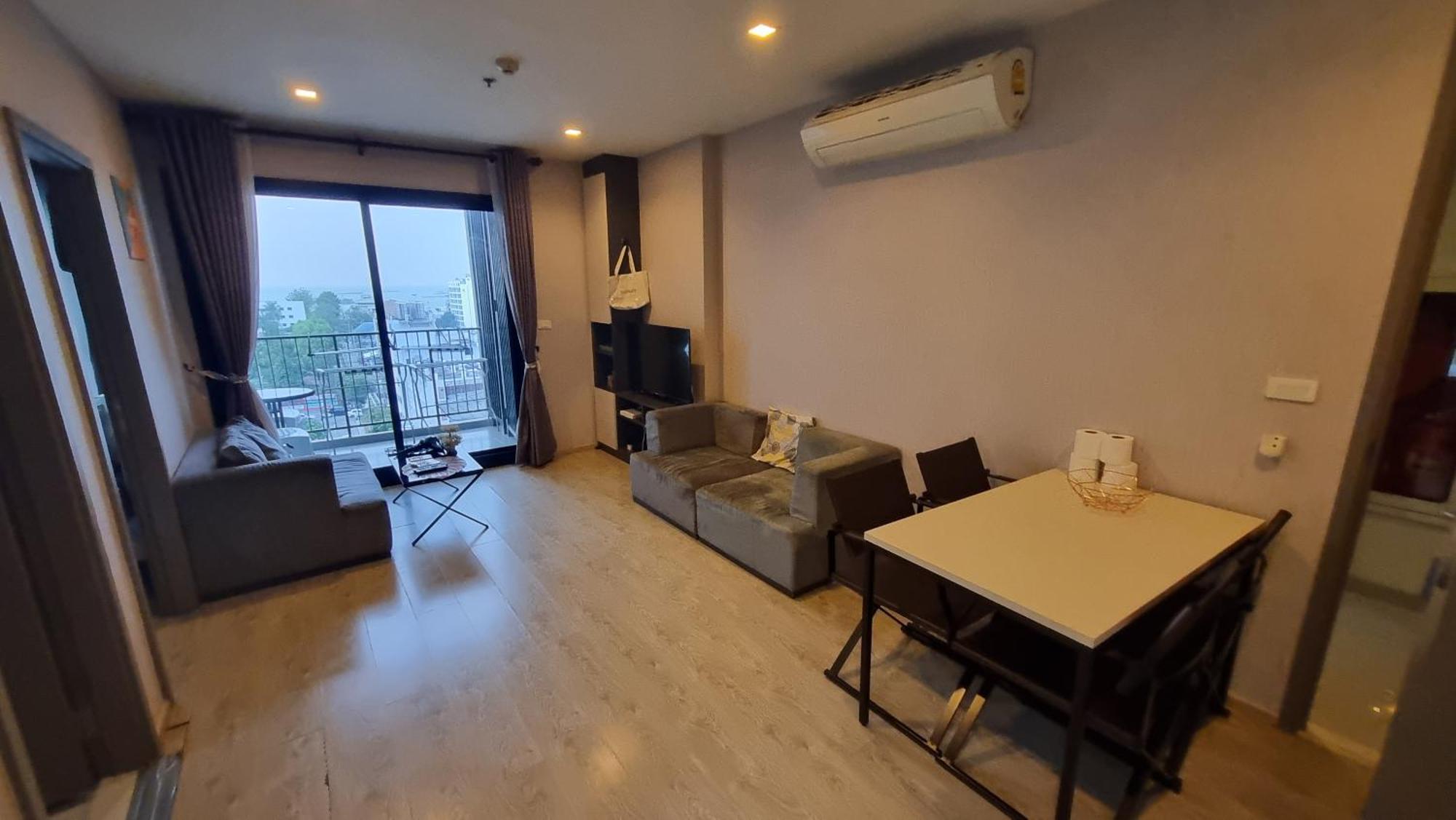 Apartment The Base Tower