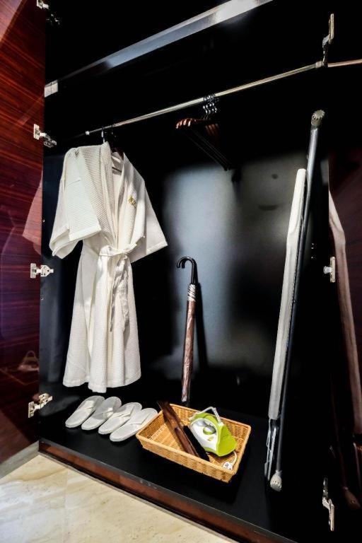 Lk Grand Empire Hotel 5*